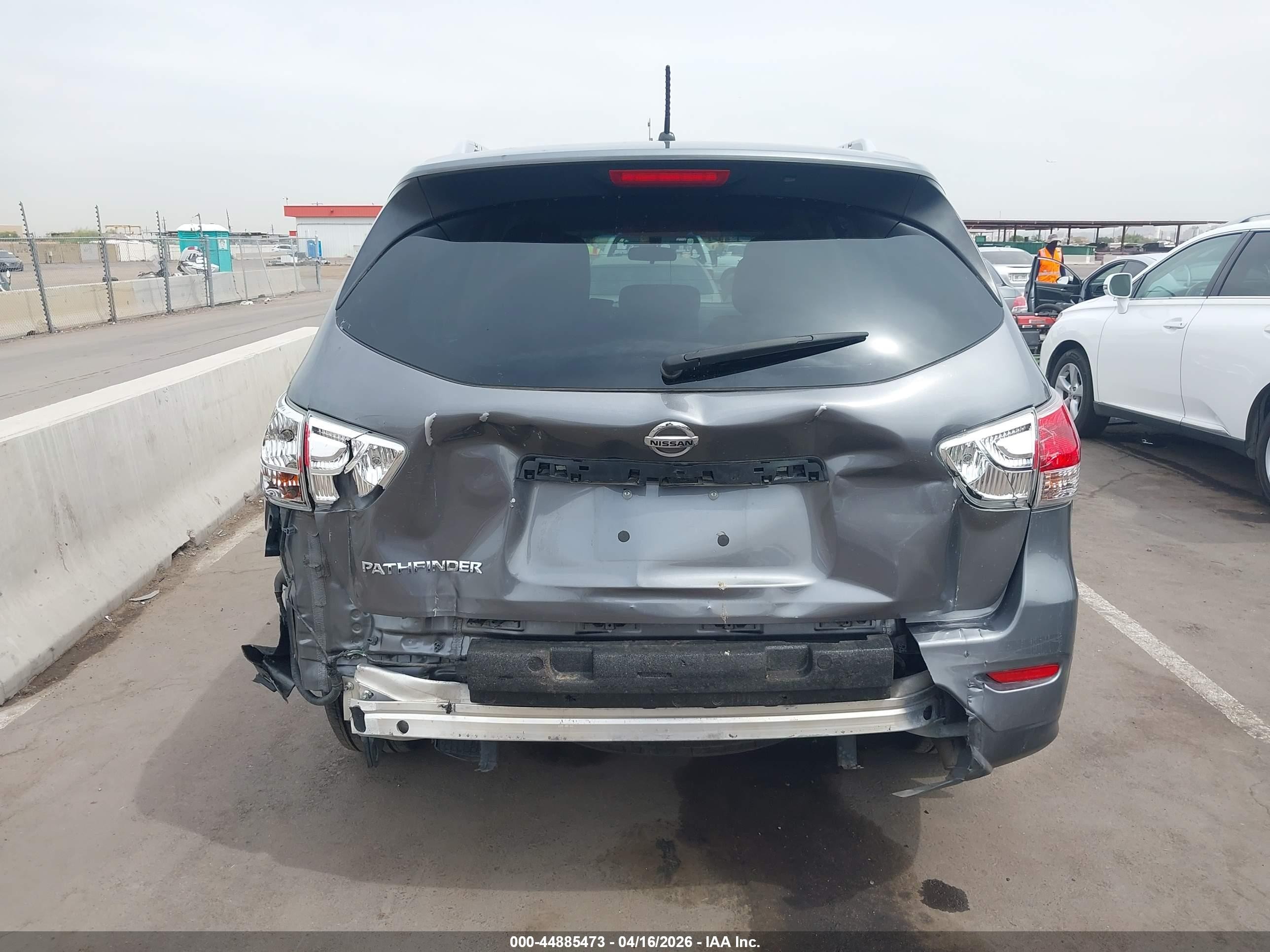 2016 Nissan Pathfinder S Gray vin: 5N1AR2MN8GC656558