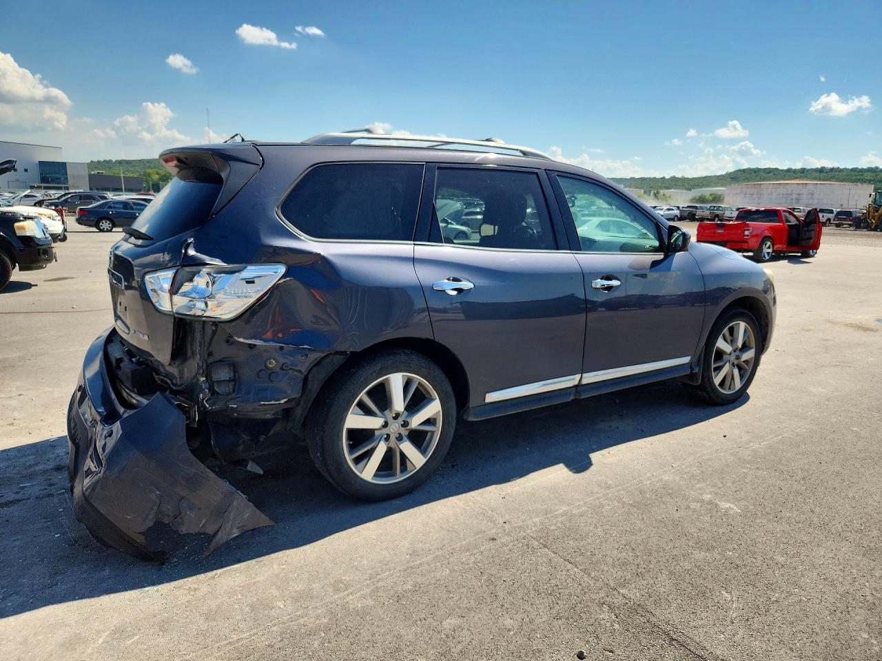 2013 Nissan Pathfinder S/sv/sl/platinum Gray vin: 5N1AR2MN9DC624682