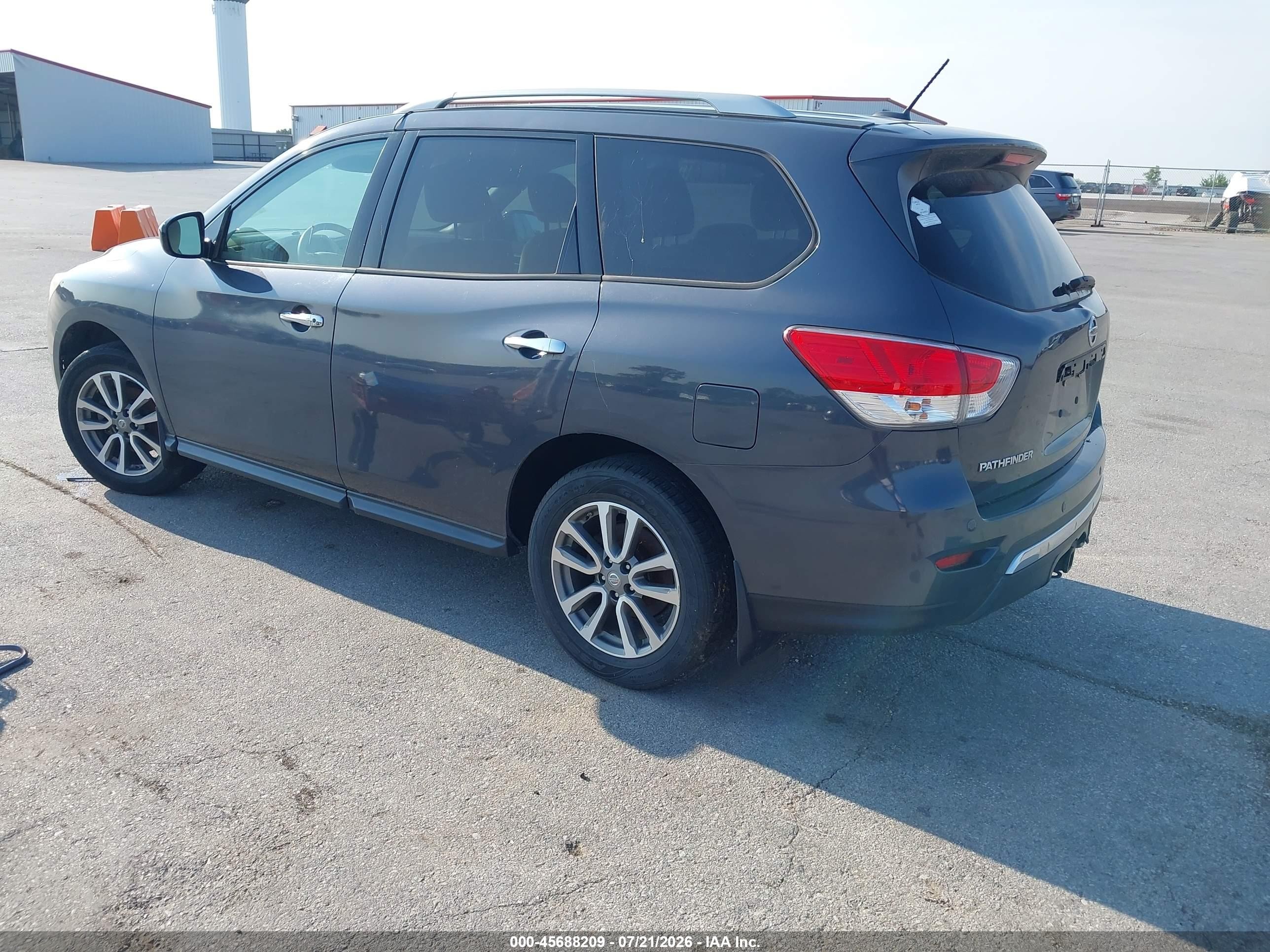 2013 Nissan Pathfinder Sv Gray vin: 5N1AR2MN9DC632992