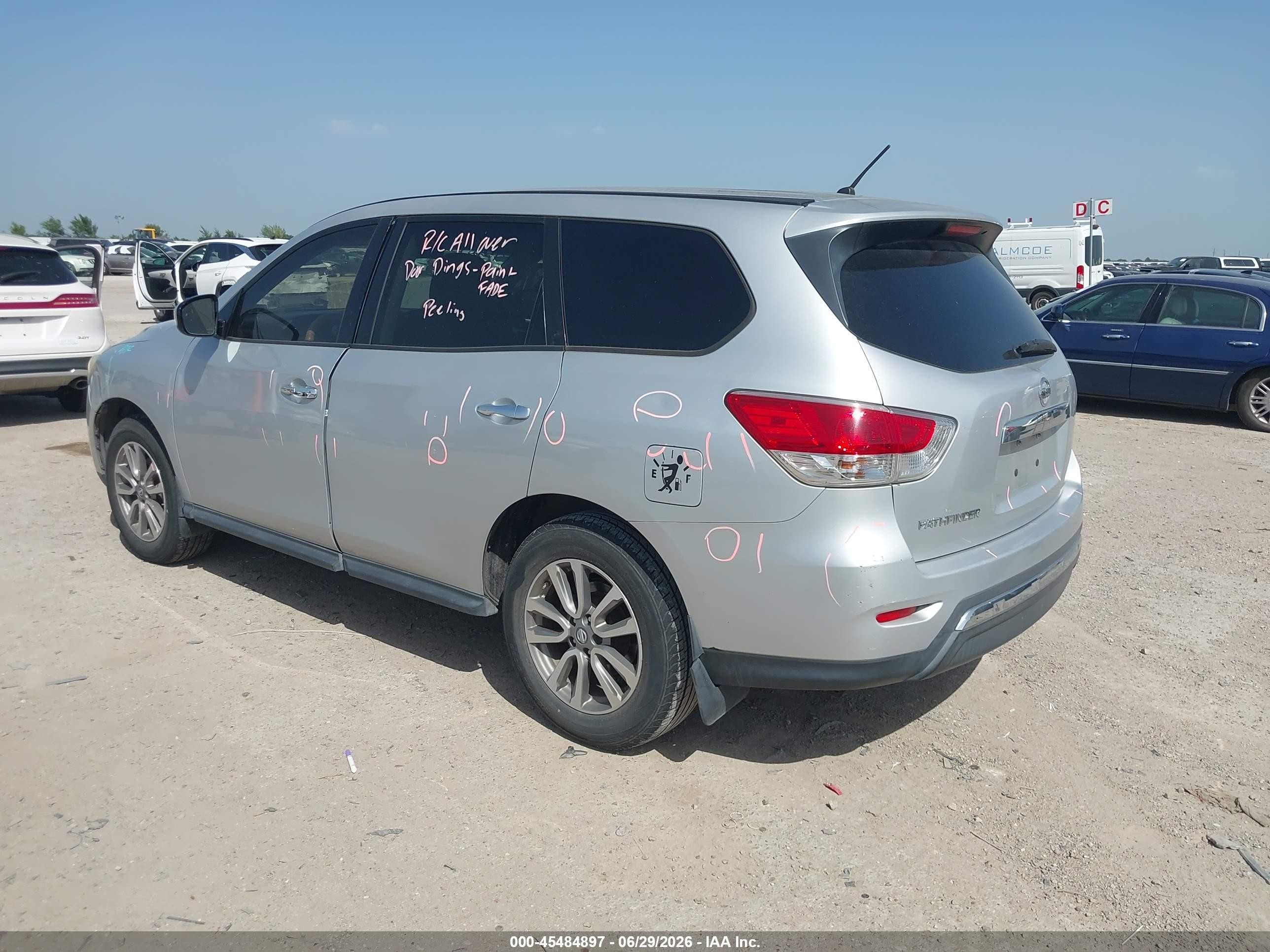 2013 Nissan Pathfinder S Silver vin: 5N1AR2MN9DC634693