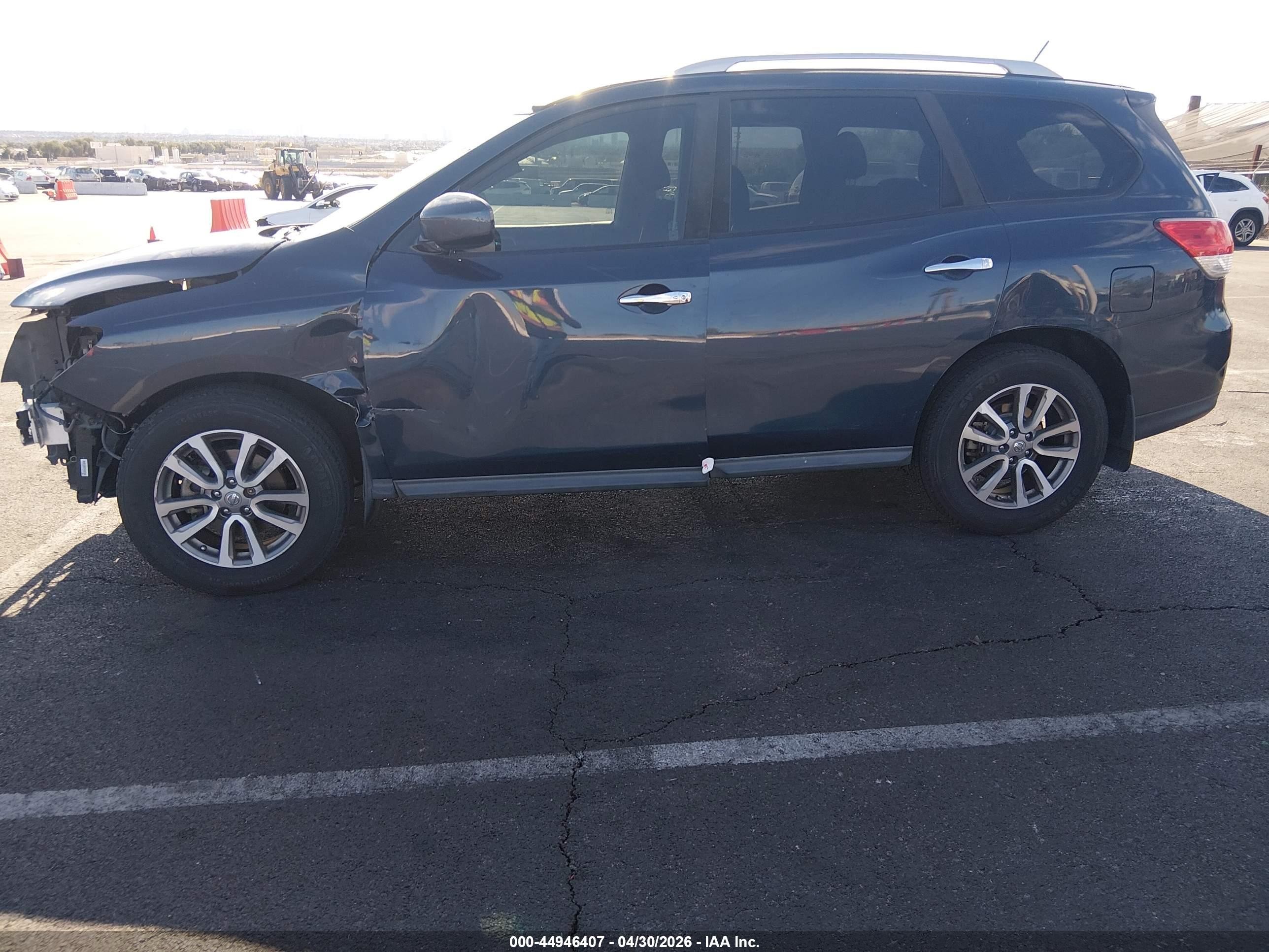 2013 Nissan Pathfinder Sv Blue vin: 5N1AR2MN9DC642406