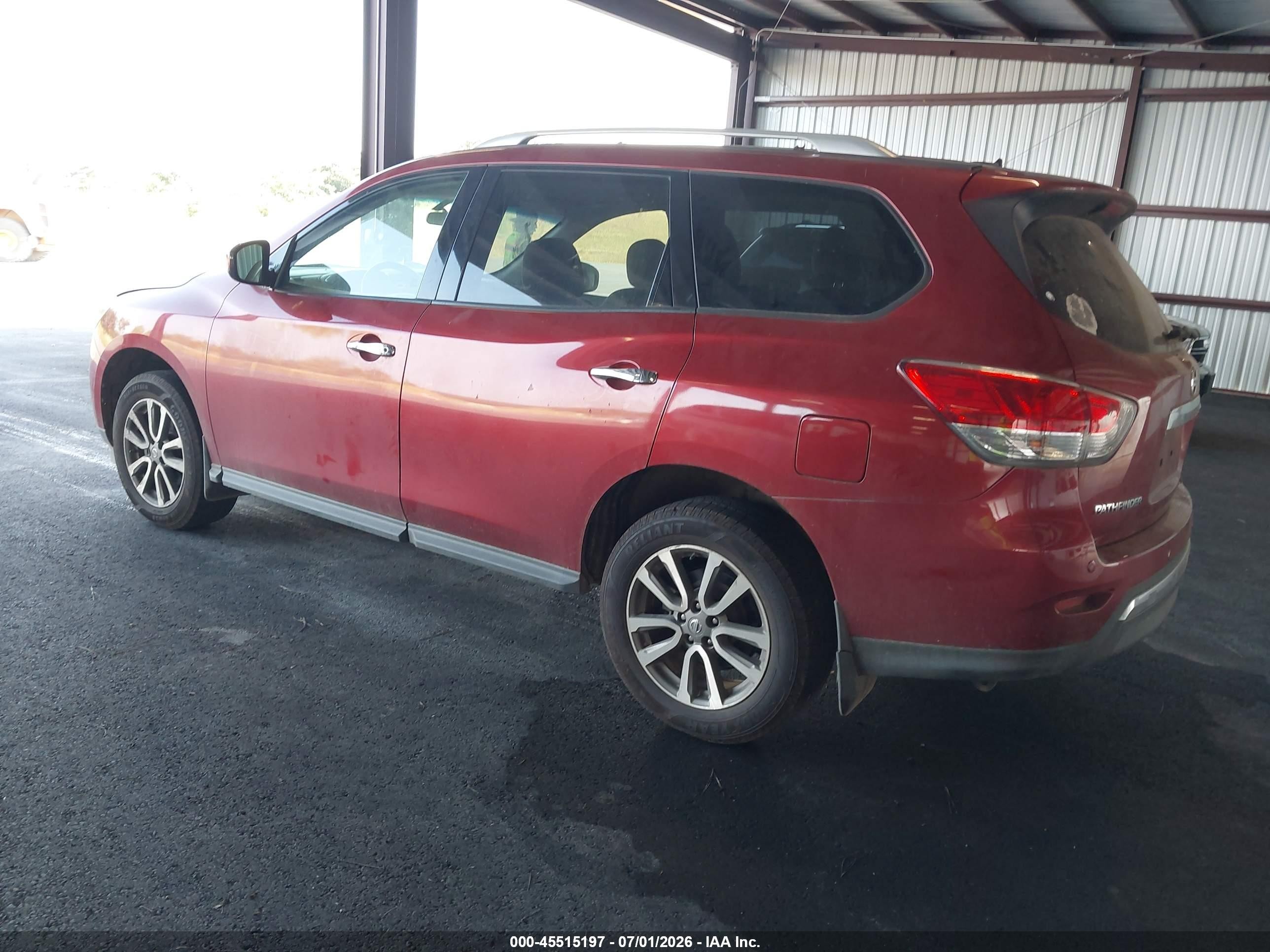 2013 Nissan Pathfinder Sv Red vin: 5N1AR2MN9DC648304