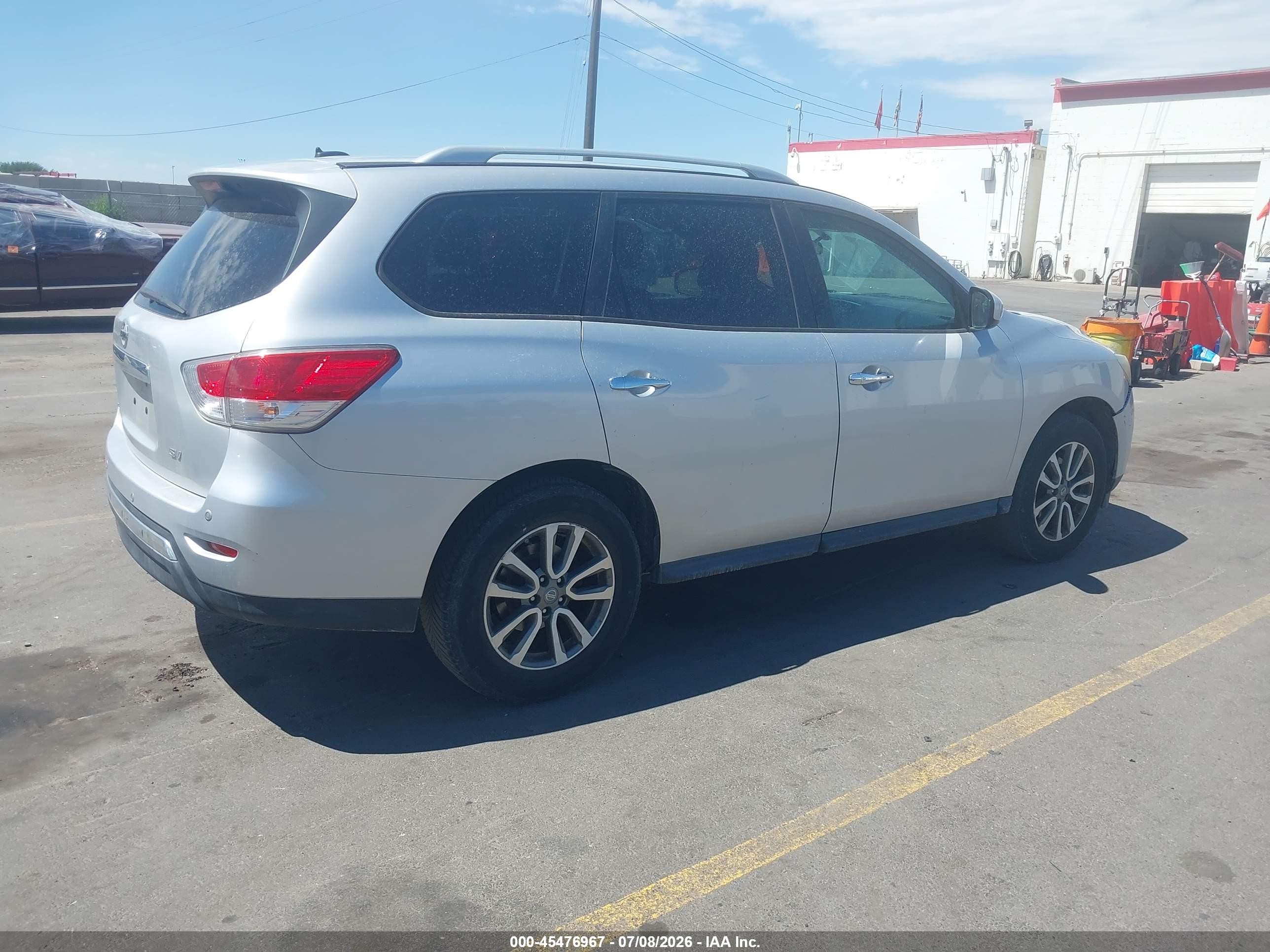 2013 Nissan Pathfinder Sv Silver vin: 5N1AR2MN9DC649307