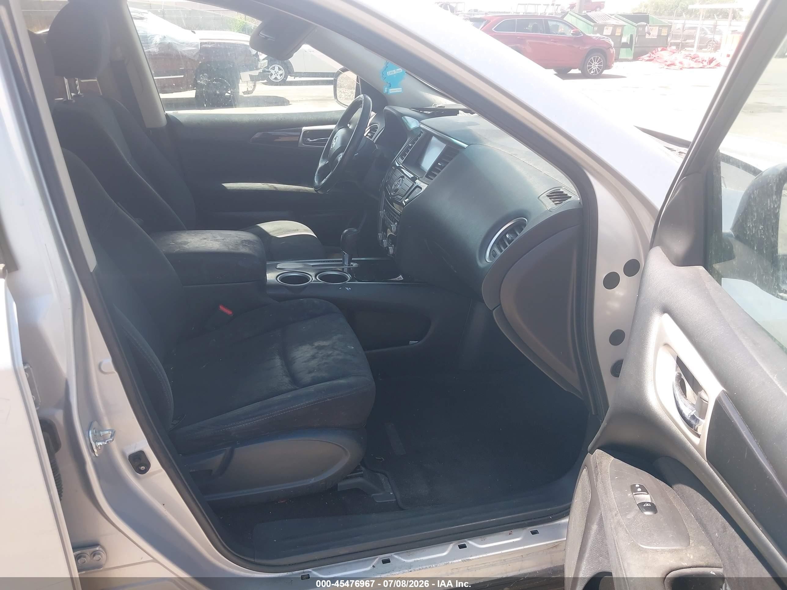 2013 Nissan Pathfinder Sv Silver vin: 5N1AR2MN9DC649307