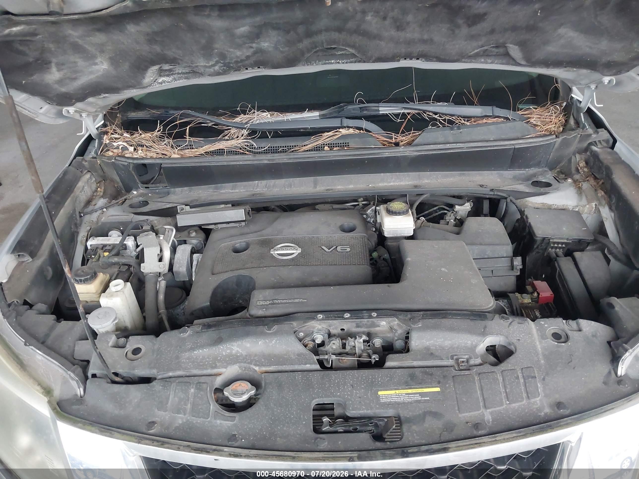 2013 Nissan Pathfinder Platinum Silver vin: 5N1AR2MN9DC654555