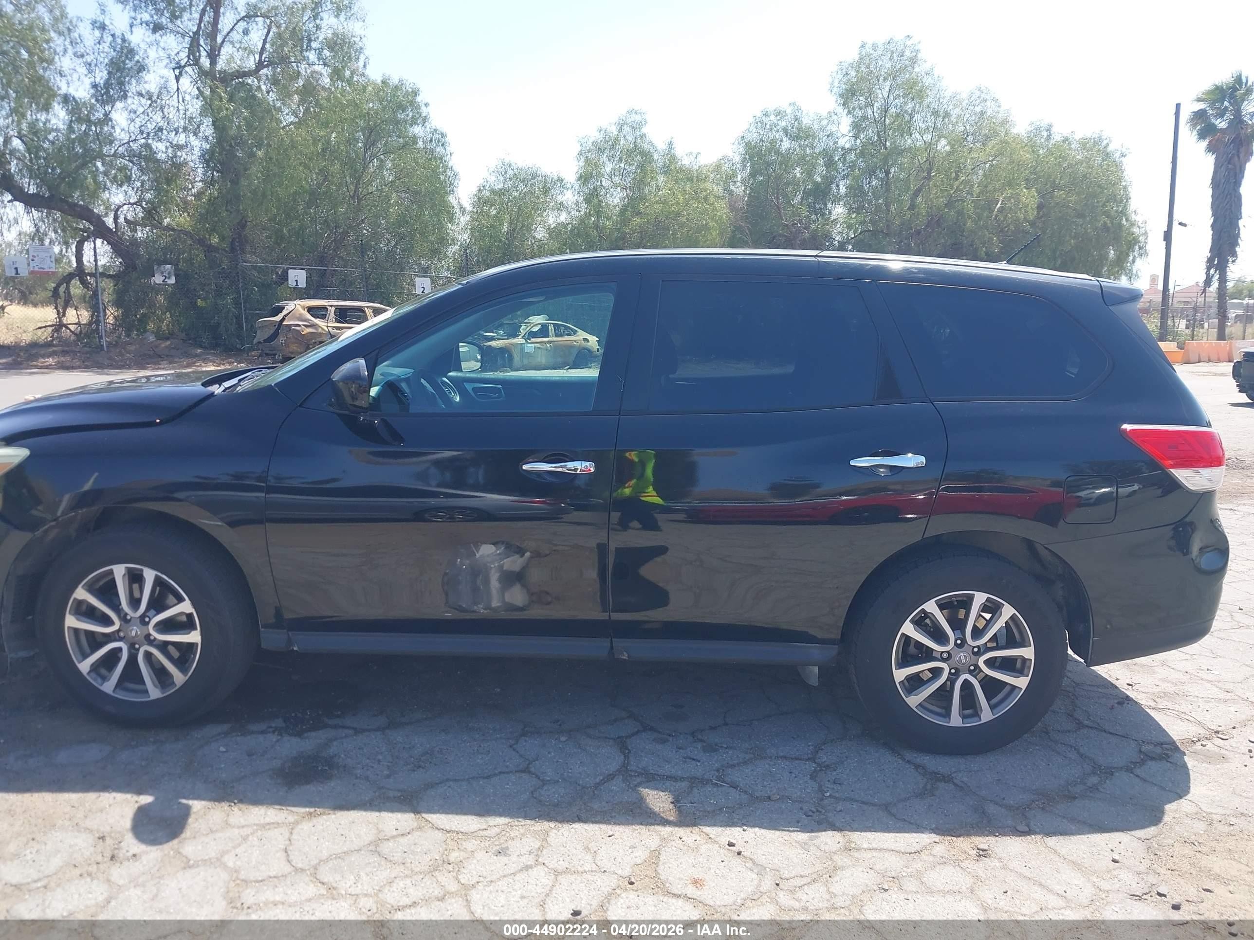 2013 Nissan Pathfinder S Black vin: 5N1AR2MN9DC669606