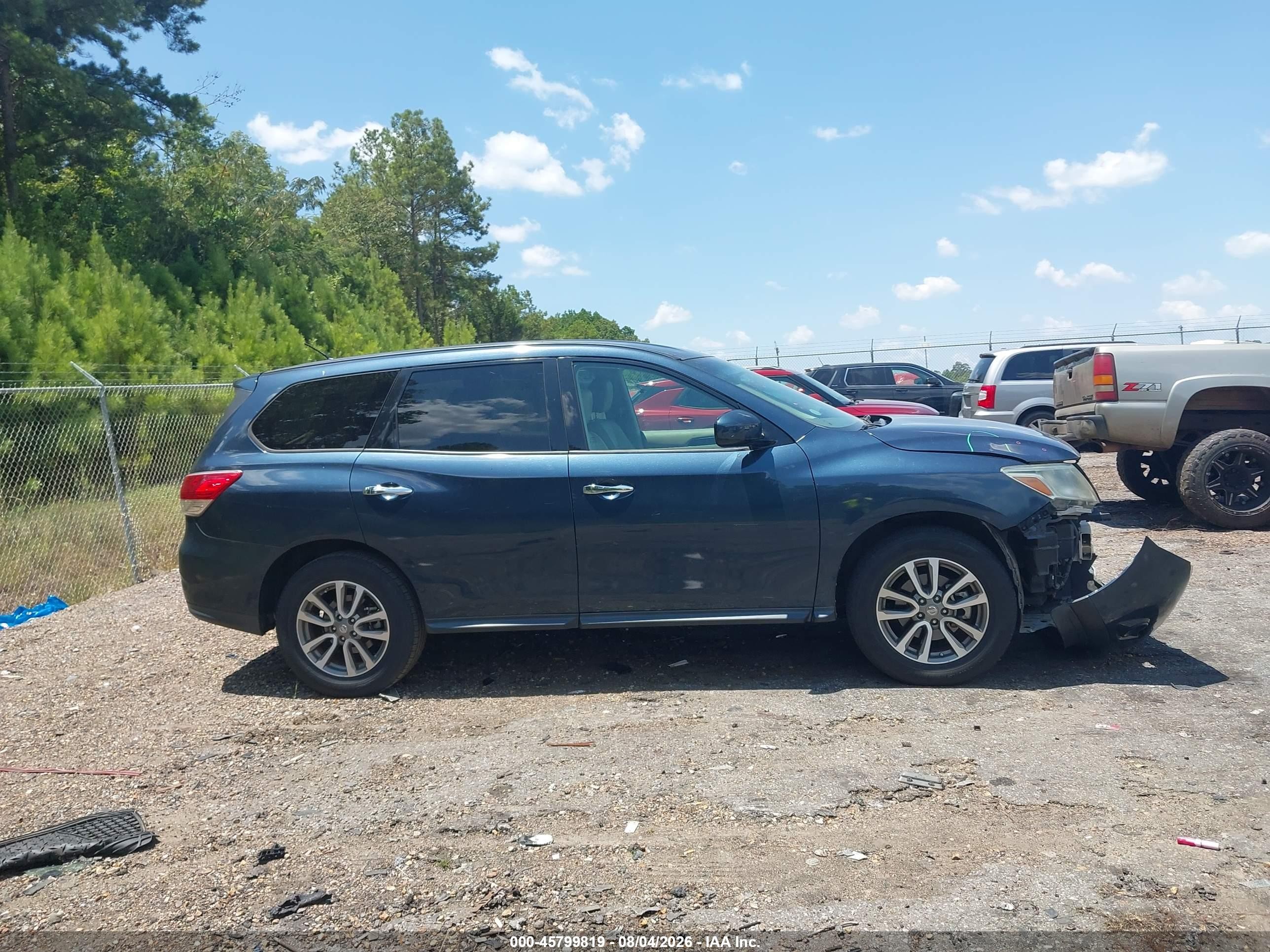 2013 Nissan Pathfinder S Blue vin: 5N1AR2MN9DC670934