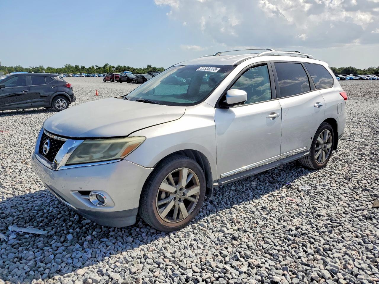 2013 Nissan Pathfinder S Silver vin: 5N1AR2MN9DC679472