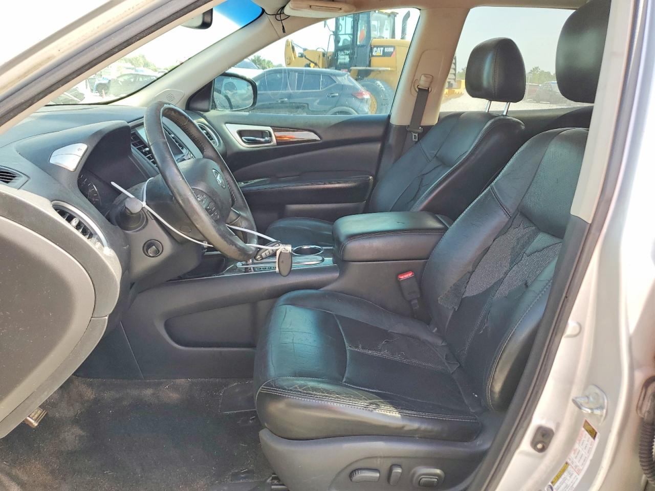 2013 Nissan Pathfinder S Silver vin: 5N1AR2MN9DC679472