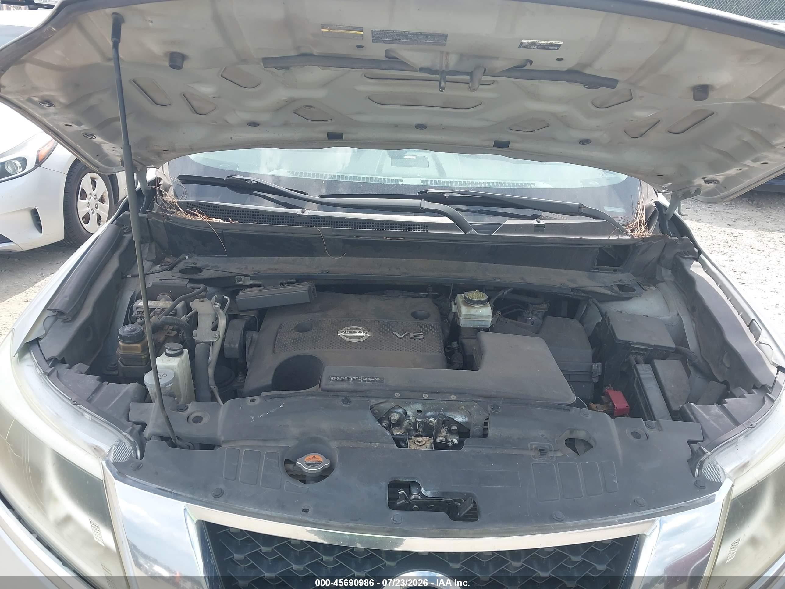 2014 Nissan Pathfinder Sl Silver vin: 5N1AR2MN9EC601551