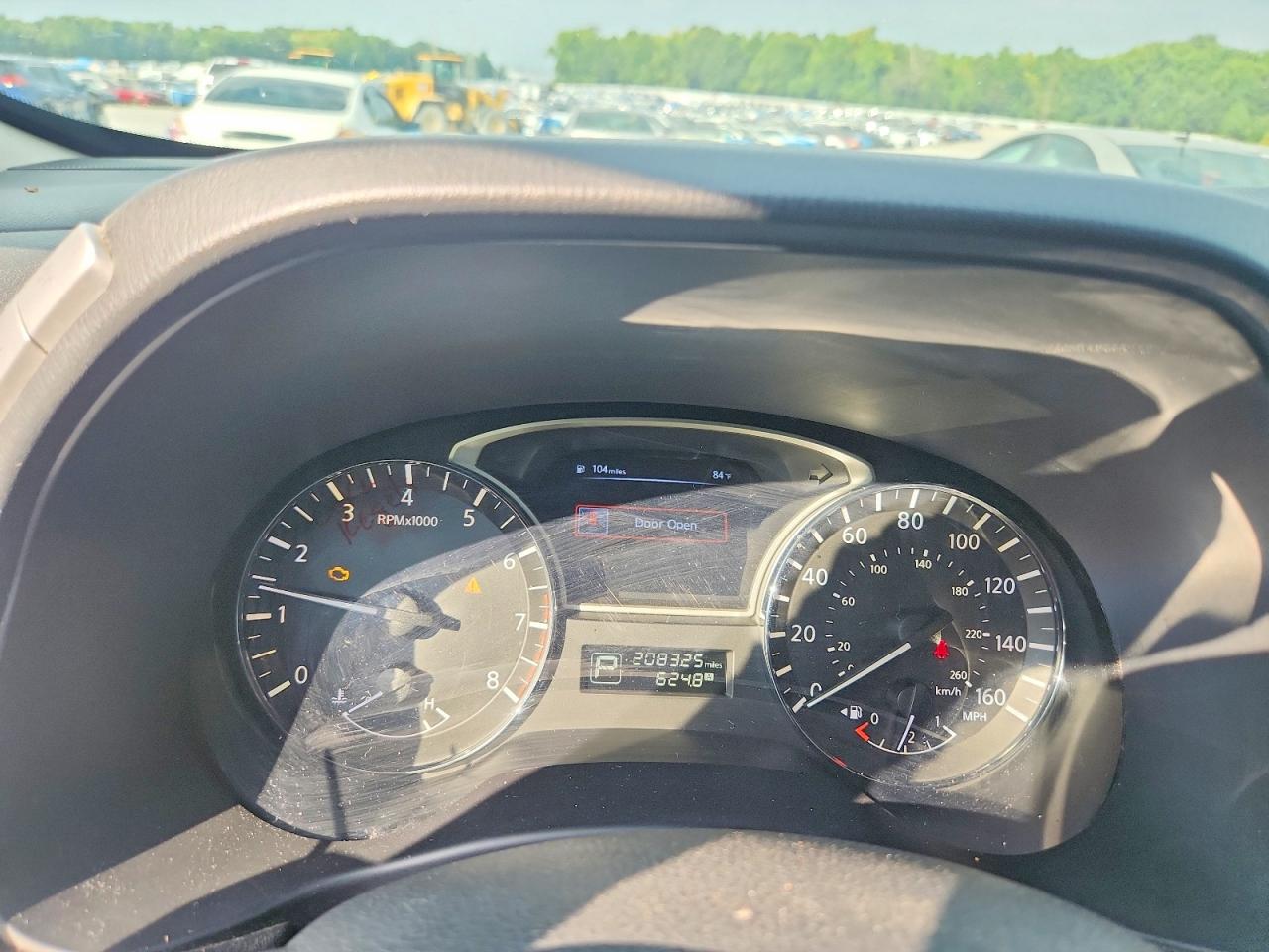 2014 Nissan Pathfinder Sv Silver vin: 5N1AR2MN9EC647512