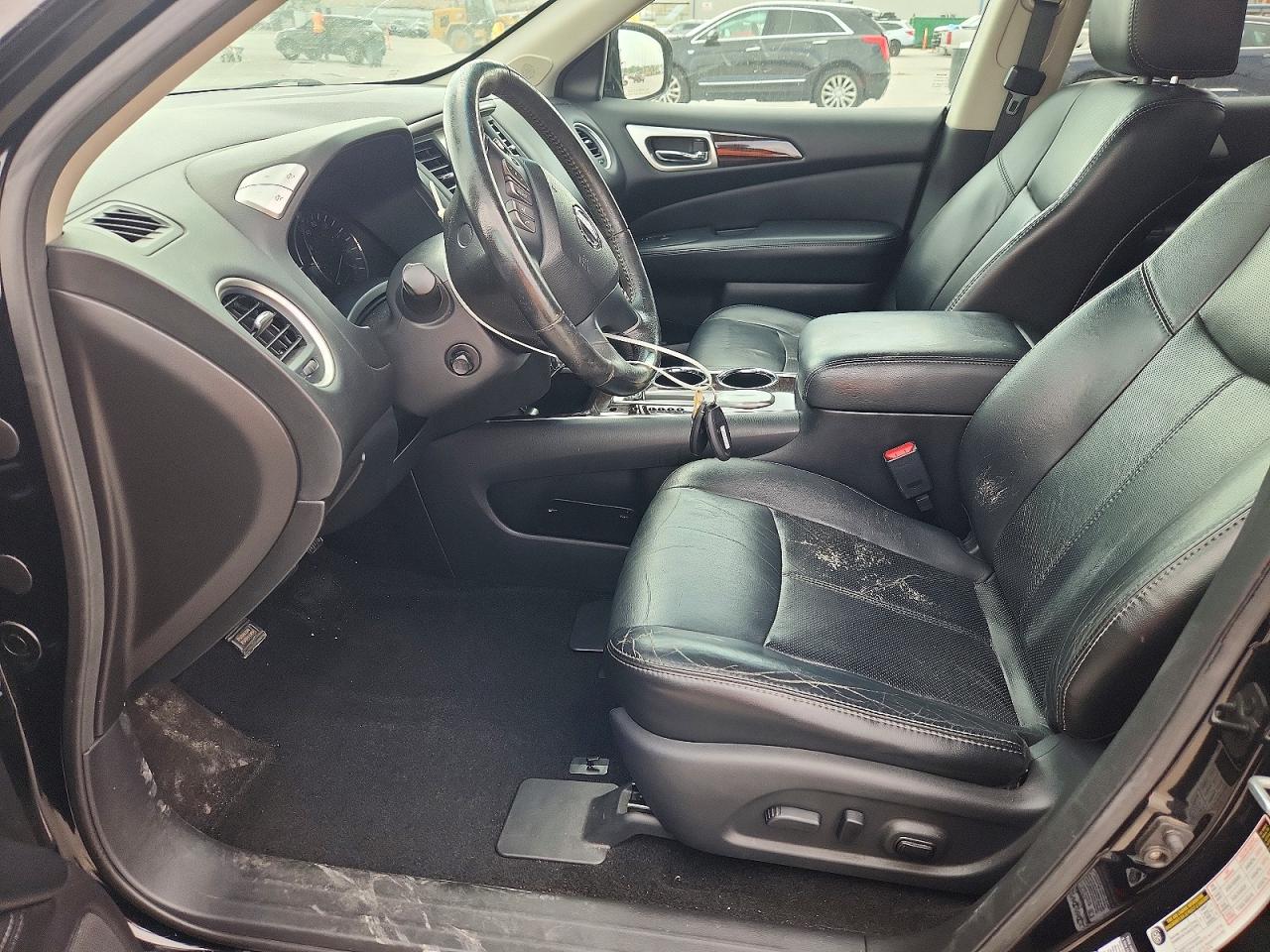 2014 Nissan Pathfinder S Черный vin: 5N1AR2MN9EC650037