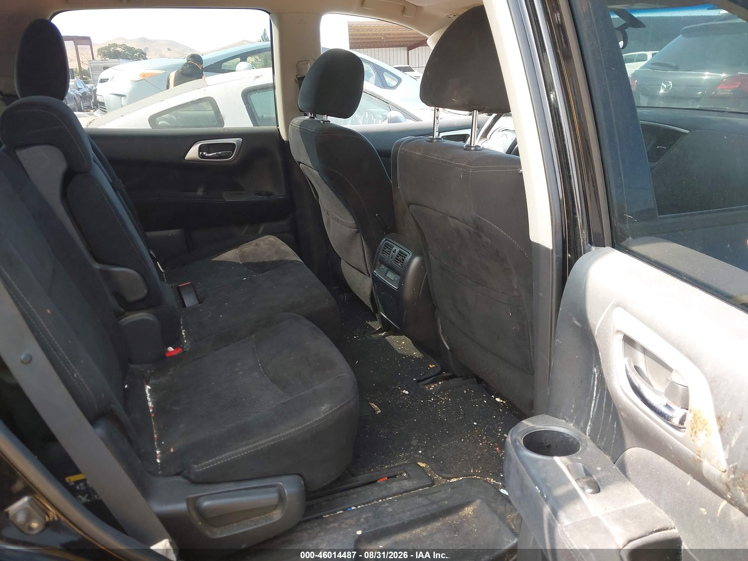 2014 Nissan Pathfinder Sv Белый vin: 5N1AR2MN9EC672006