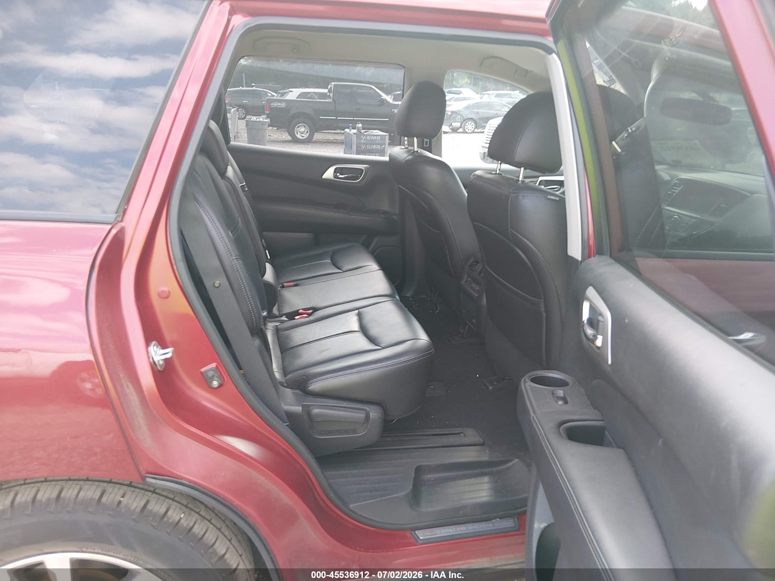 2014 Nissan Pathfinder Sl Red vin: 5N1AR2MN9EC685533