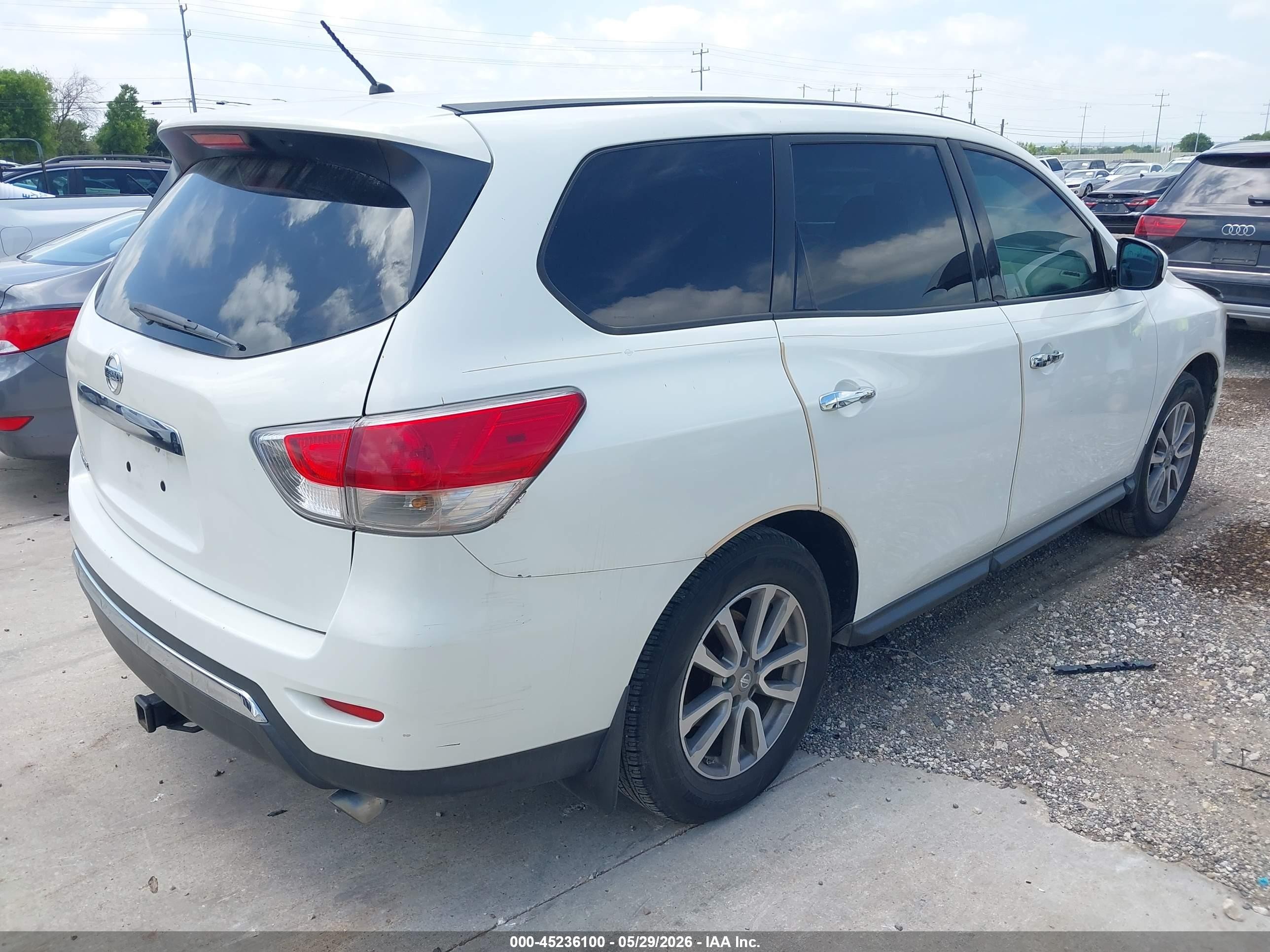 2014 Nissan Pathfinder S White vin: 5N1AR2MN9EC704436