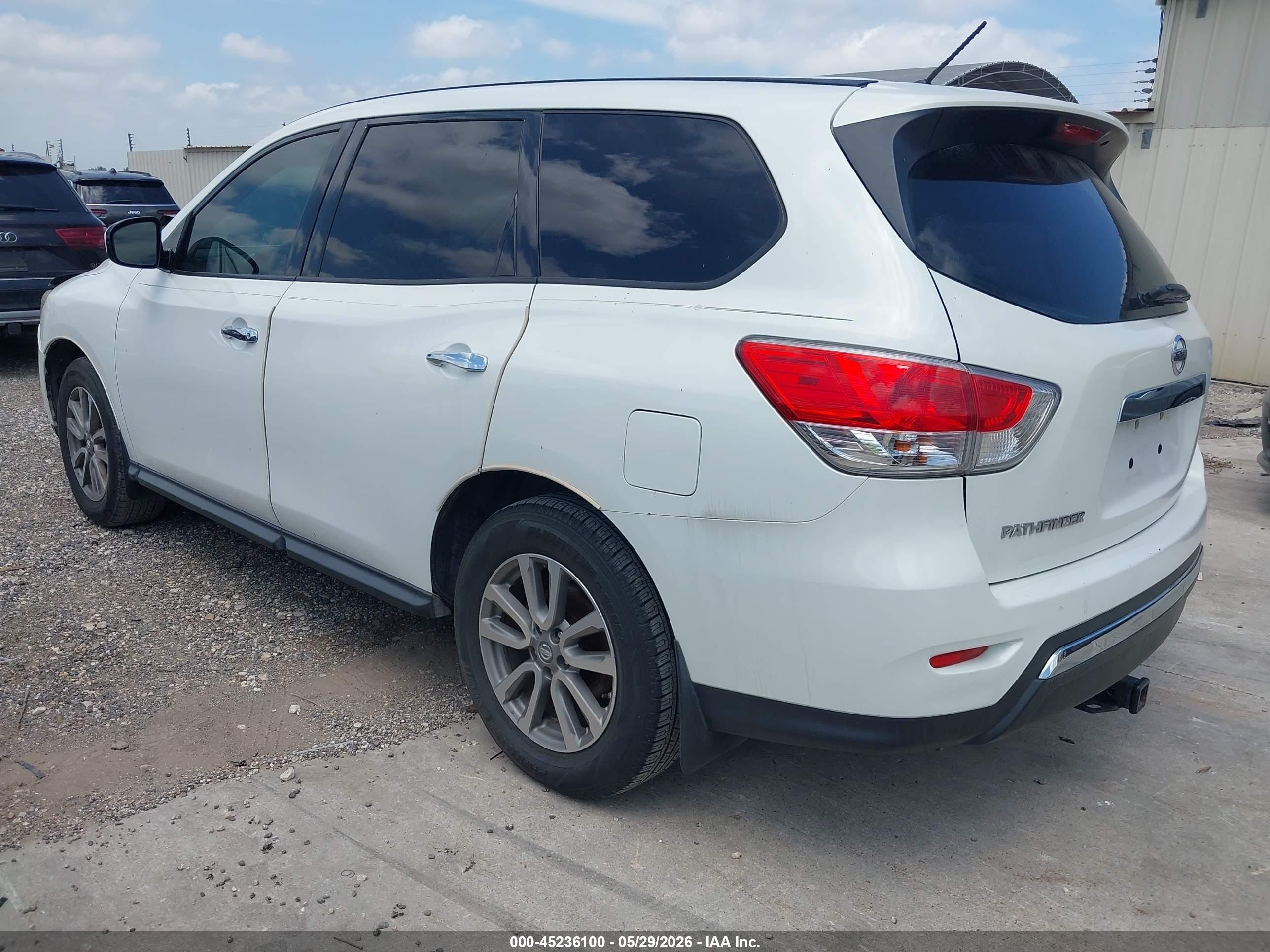 2014 Nissan Pathfinder S White vin: 5N1AR2MN9EC704436