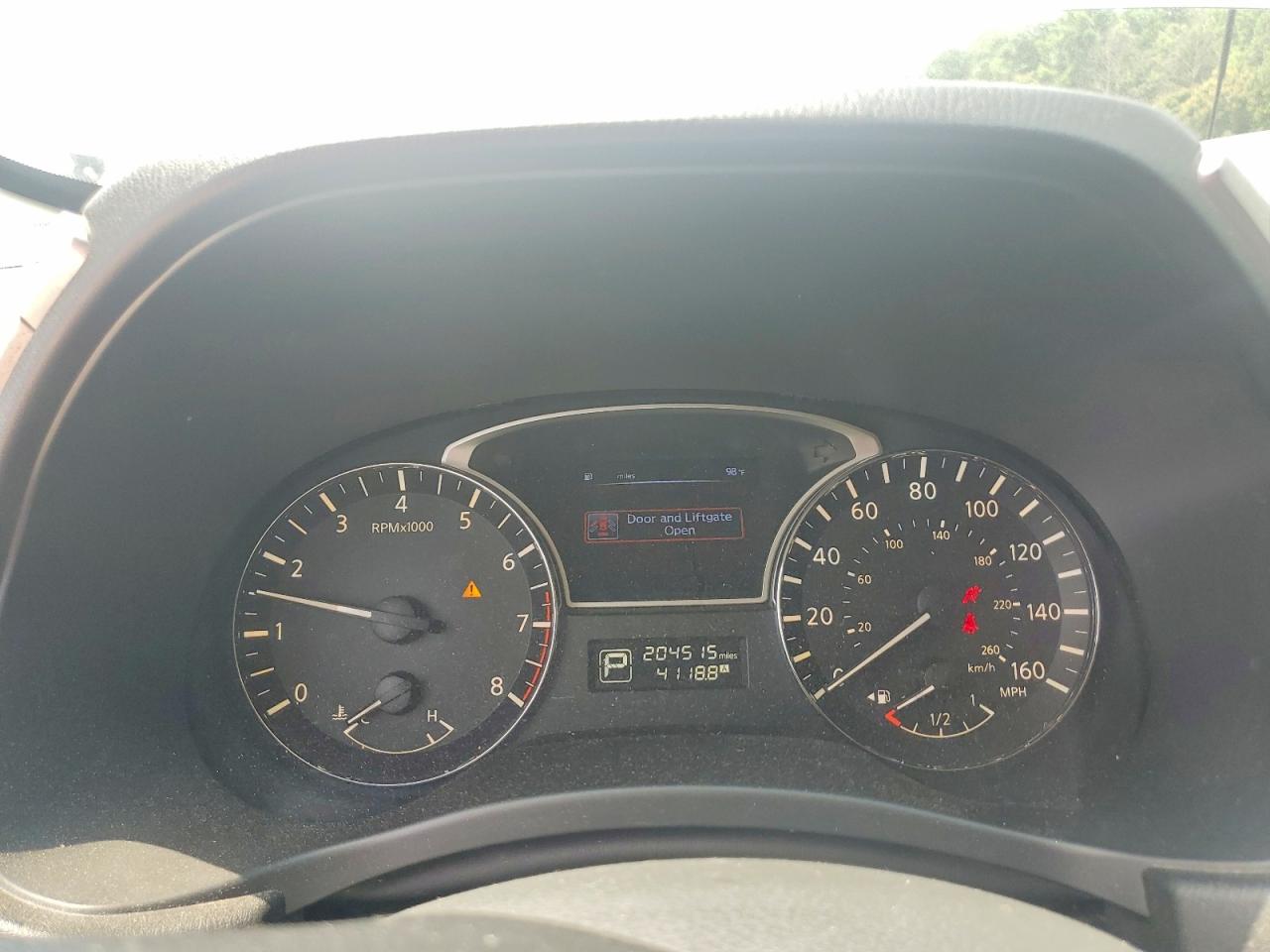 2014 Nissan Pathfinder S Silver vin: 5N1AR2MN9EC730034
