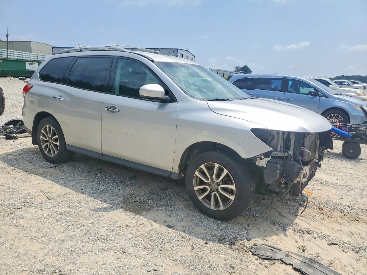 2014 Nissan Pathfinder S Silver vin: 5N1AR2MN9EC730034