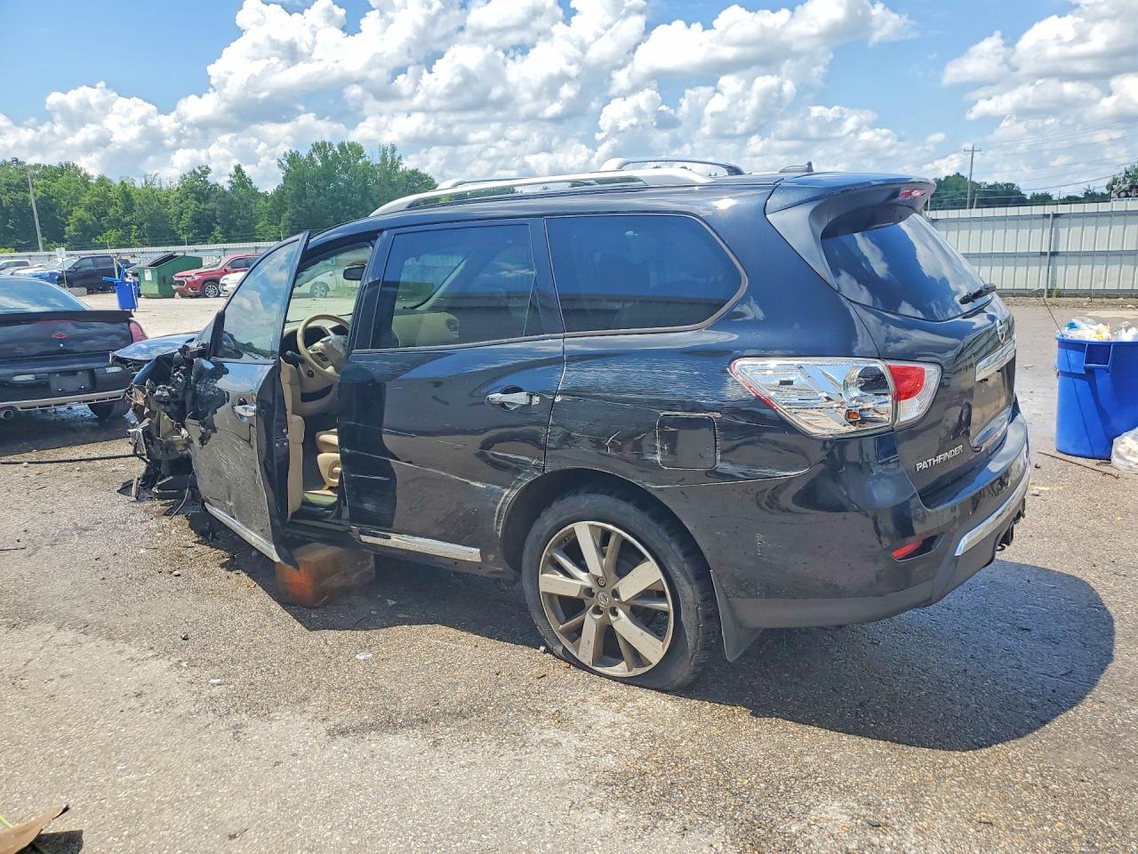 2015 Nissan Pathfinder Platinum Black vin: 5N1AR2MN9FC602653