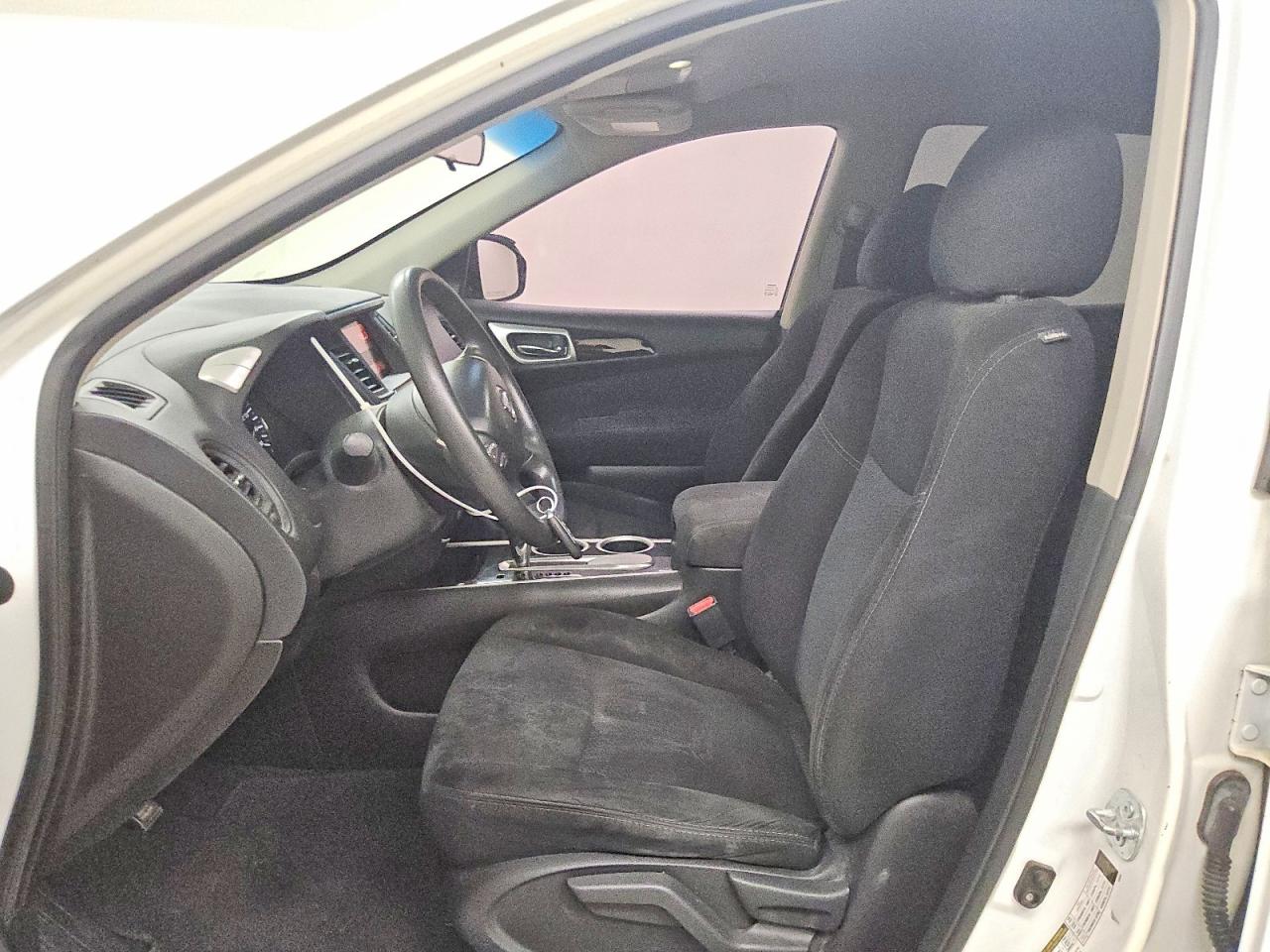2015 Nissan Pathfinder S Белый vin: 5N1AR2MN9FC625124