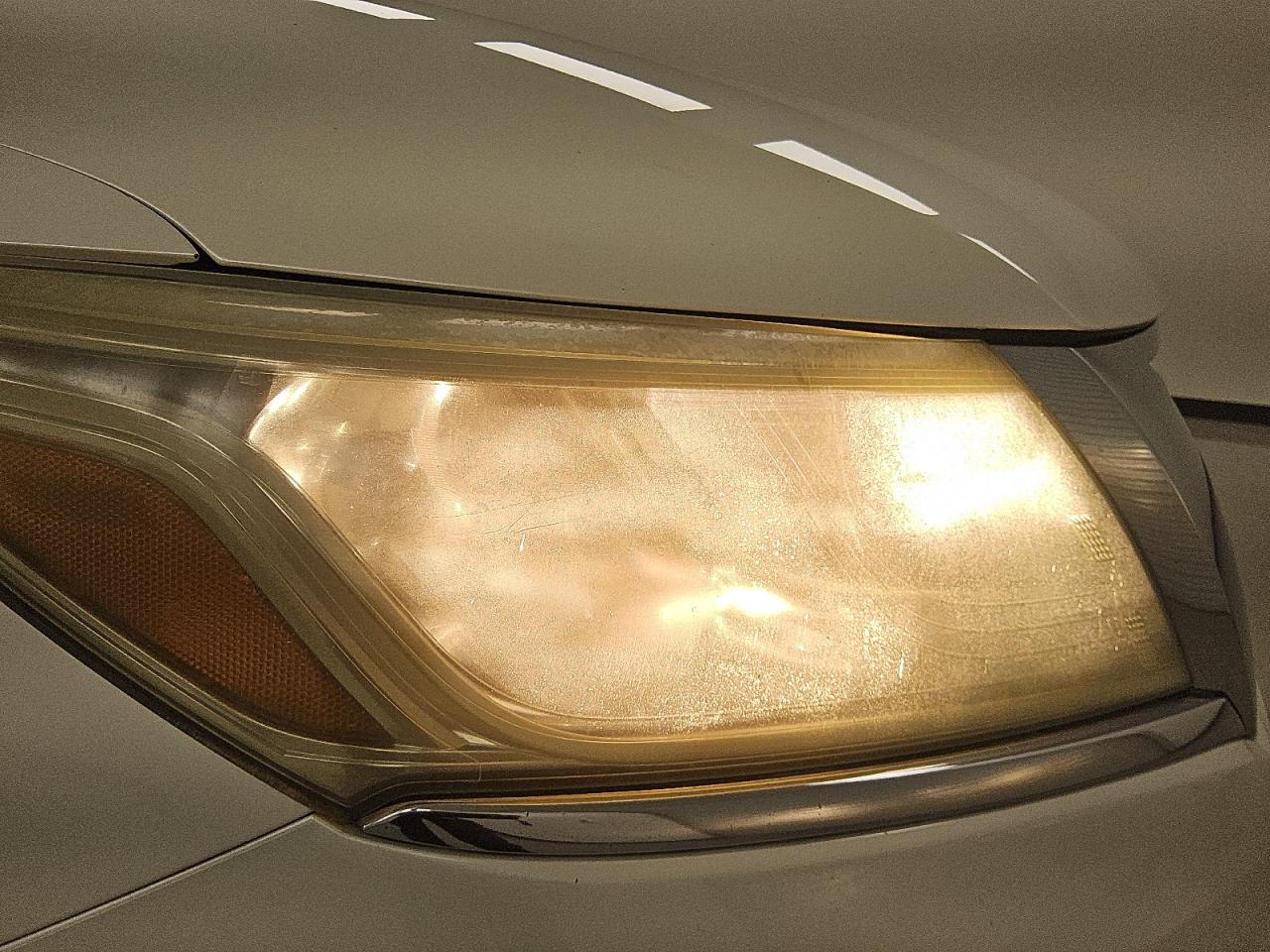 2015 Nissan Pathfinder S Белый vin: 5N1AR2MN9FC625124 Damage: Right Head Lamp, Heavy Scratch, Replacement Required