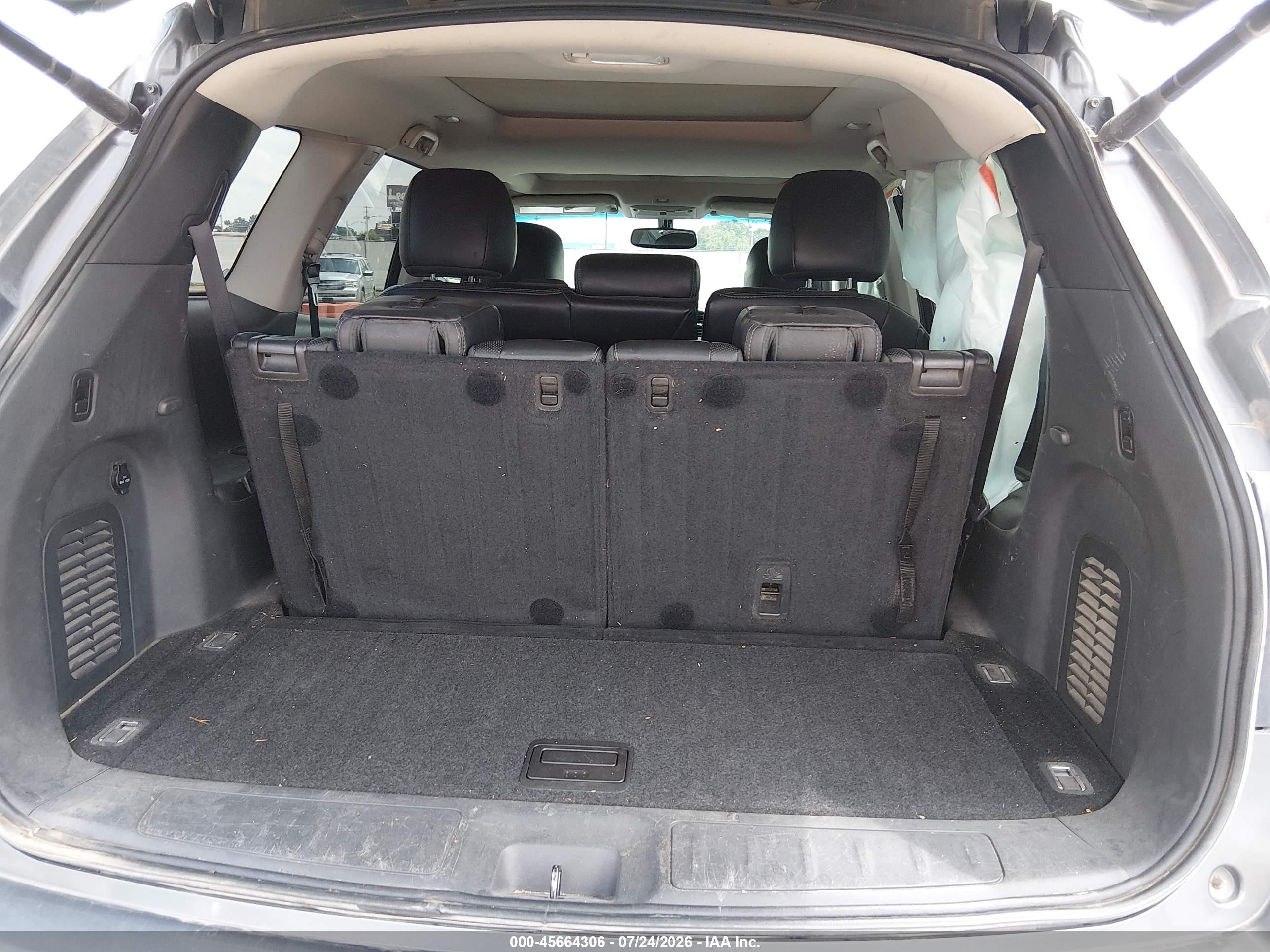 2015 Nissan Pathfinder Platinum Серый vin: 5N1AR2MN9FC663520