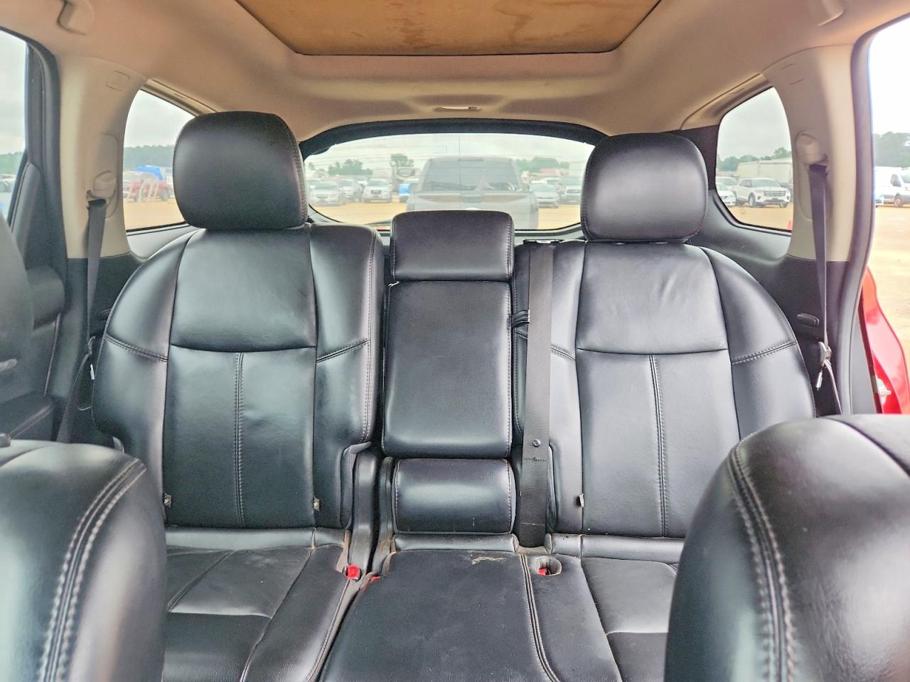 2015 Nissan Pathfinder Sl Red vin: 5N1AR2MN9FC664828
