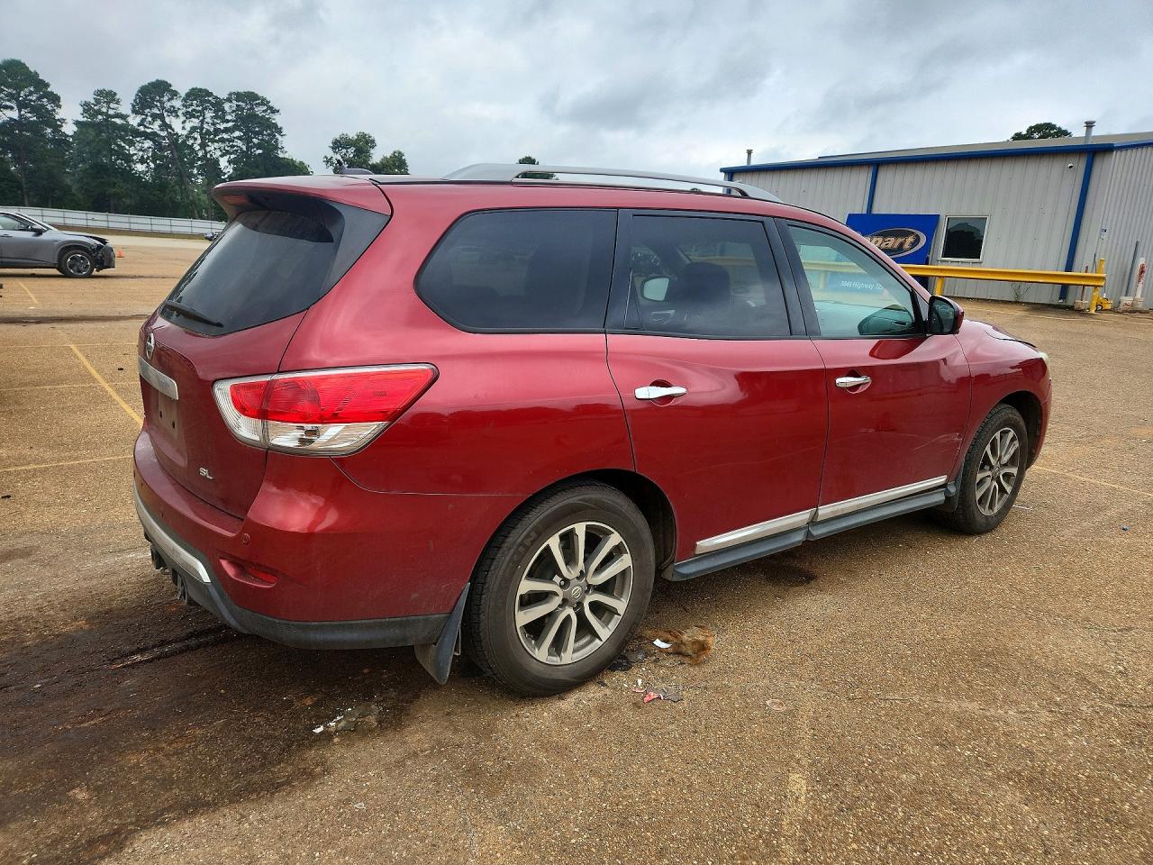 2015 Nissan Pathfinder Sl Red vin: 5N1AR2MN9FC664828
