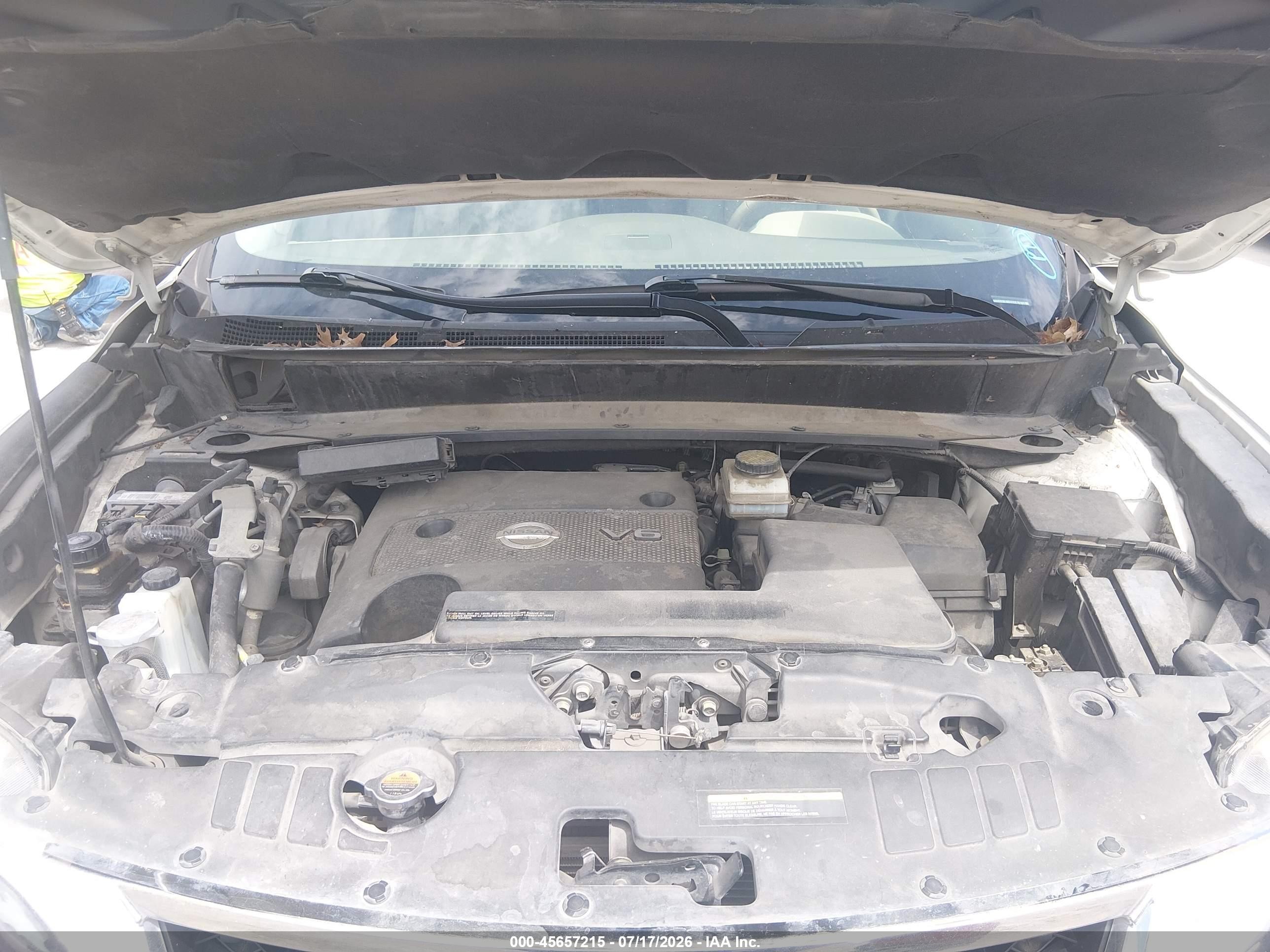 2015 Nissan Pathfinder Platinum Cream vin: 5N1AR2MN9FC671780