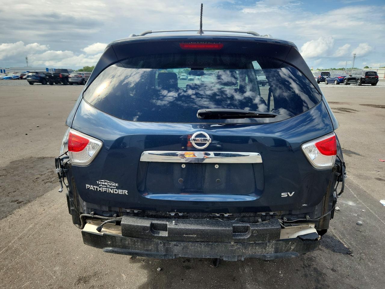 2015 Nissan Pathfinder Sv Blue vin: 5N1AR2MN9FC672136