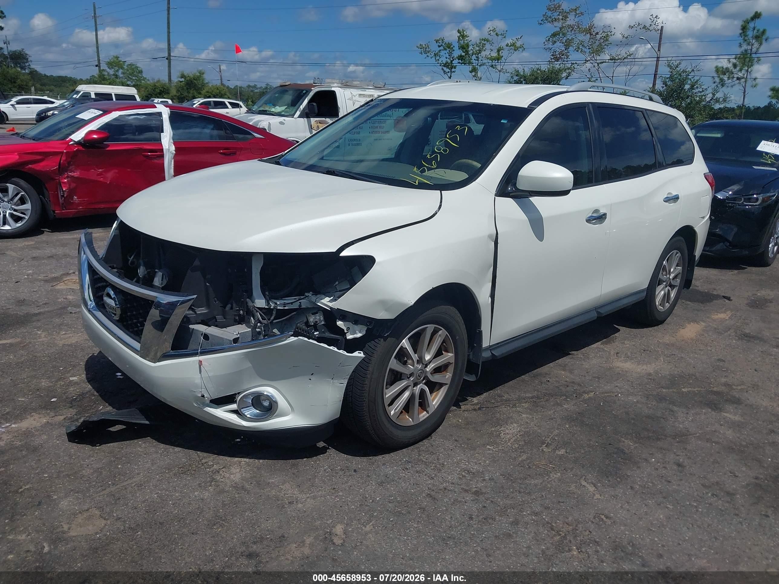 2015 Nissan Pathfinder Sv White vin: 5N1AR2MN9FC699756