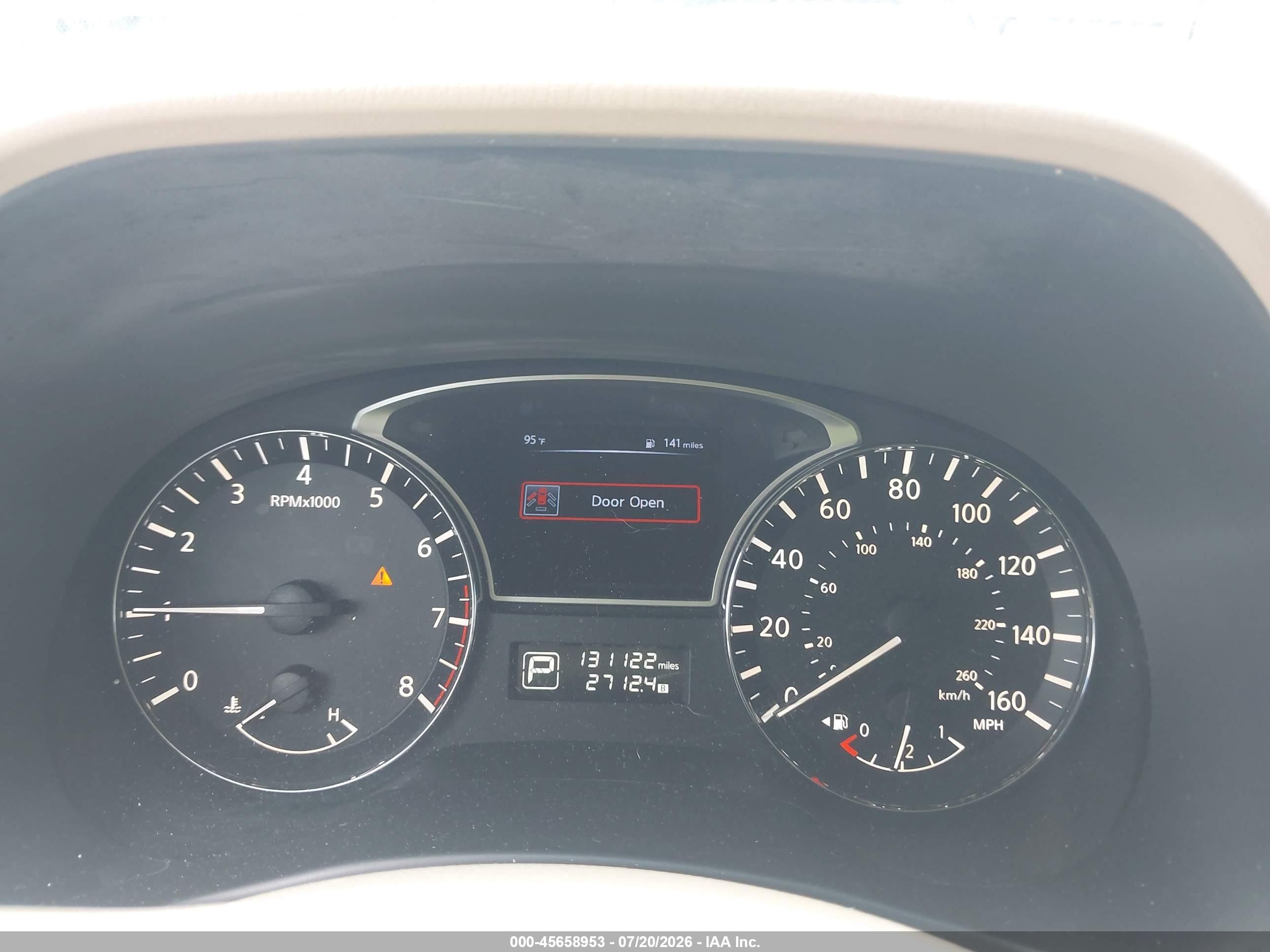 2015 Nissan Pathfinder Sv White vin: 5N1AR2MN9FC699756