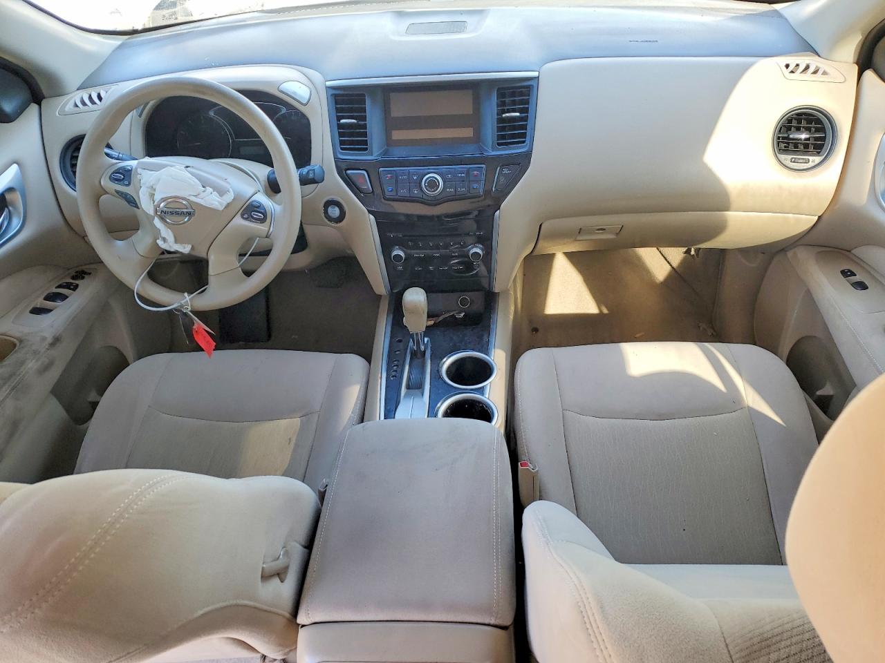 2015 Nissan Pathfinder S Tan vin: 5N1AR2MN9FC705183