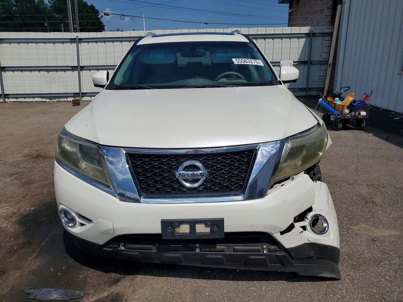 2015 Nissan Pathfinder S White vin: 5N1AR2MN9FC706382