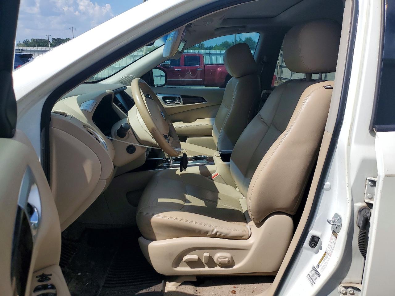 2015 Nissan Pathfinder S White vin: 5N1AR2MN9FC706382