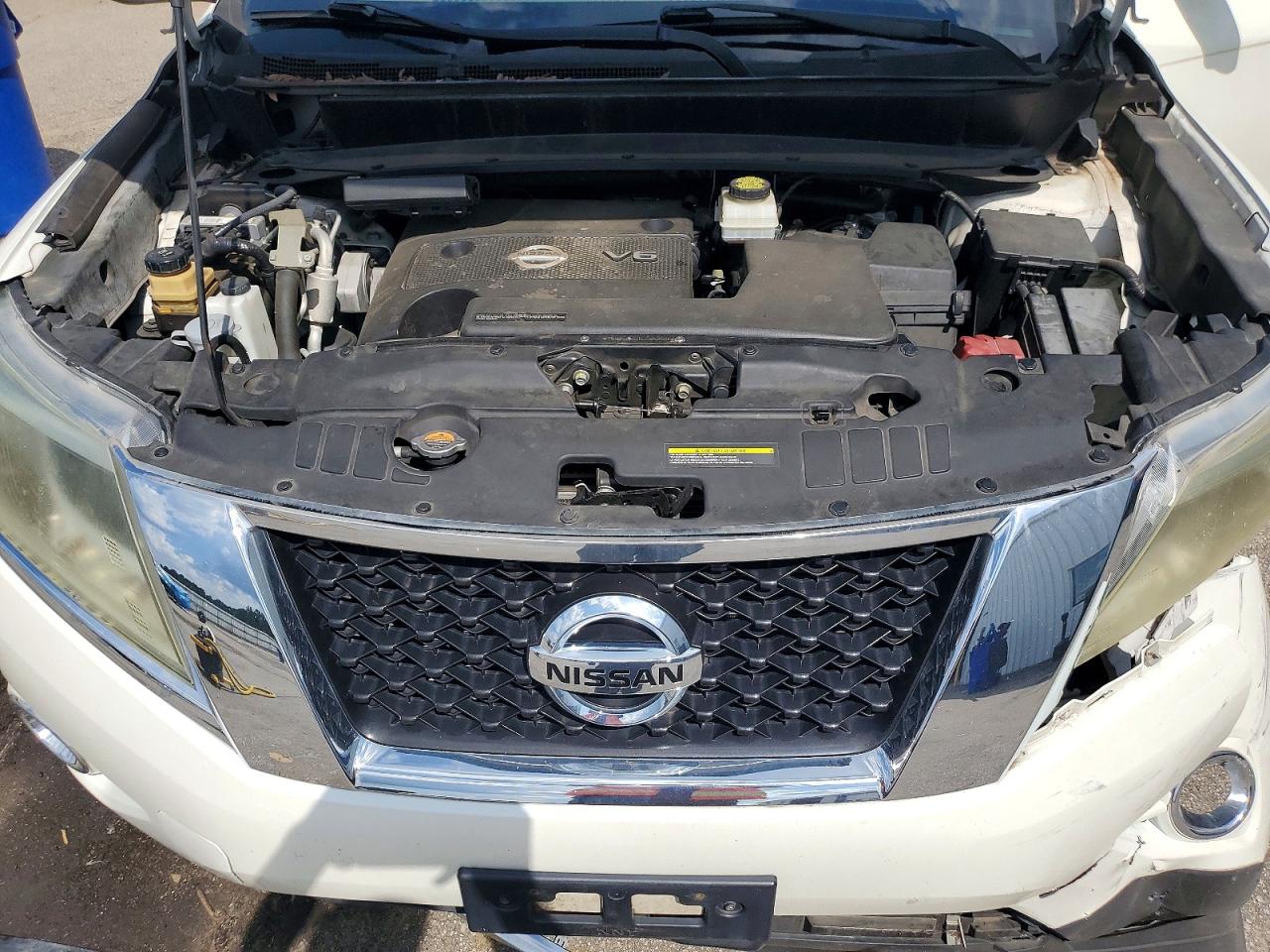 2015 Nissan Pathfinder S White vin: 5N1AR2MN9FC706382