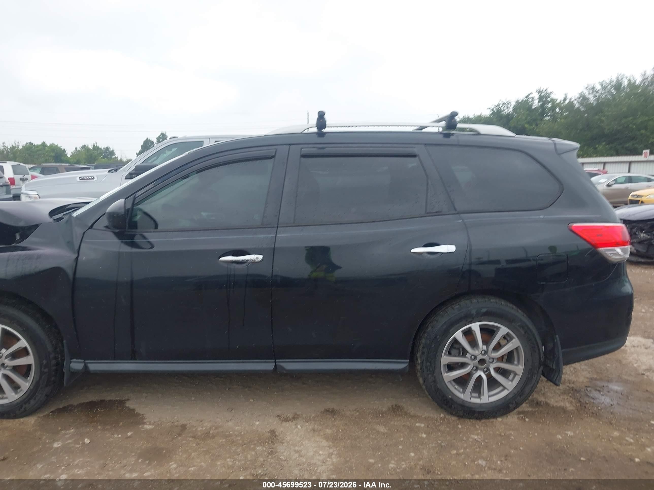 2015 Nissan Pathfinder Sv Black vin: 5N1AR2MN9FC718340