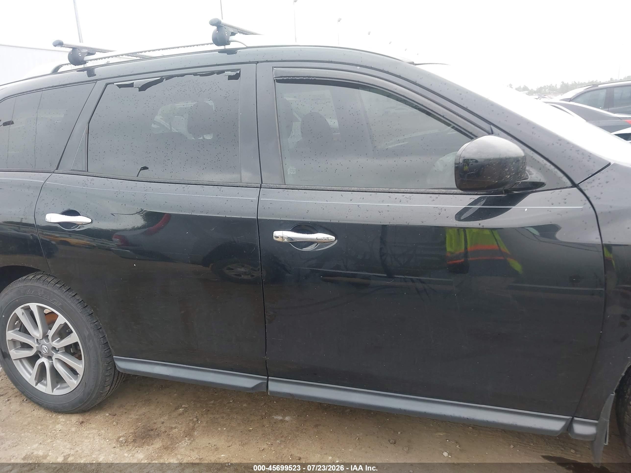 2015 Nissan Pathfinder Sv Black vin: 5N1AR2MN9FC718340