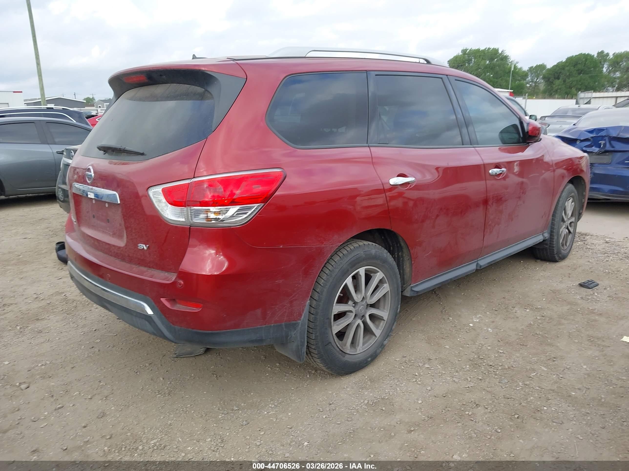 2015 Nissan Pathfinder Sv Red vin: 5N1AR2MN9FC720718