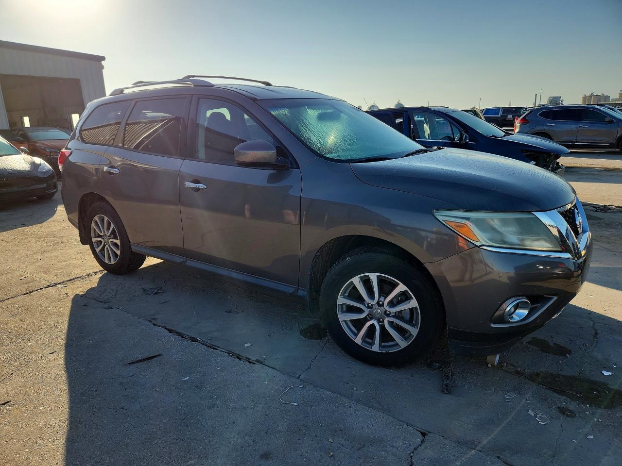 2013 Nissan Pathfinder S Silver vin: 5N1AR2MNXDC604831