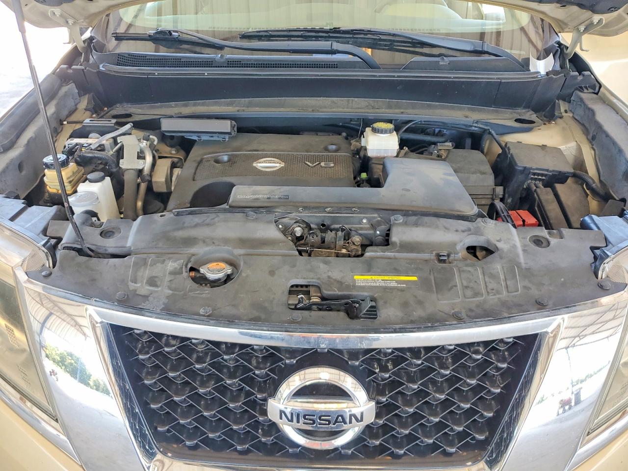 2013 Nissan Pathfinder S Beige vin: 5N1AR2MNXDC623329