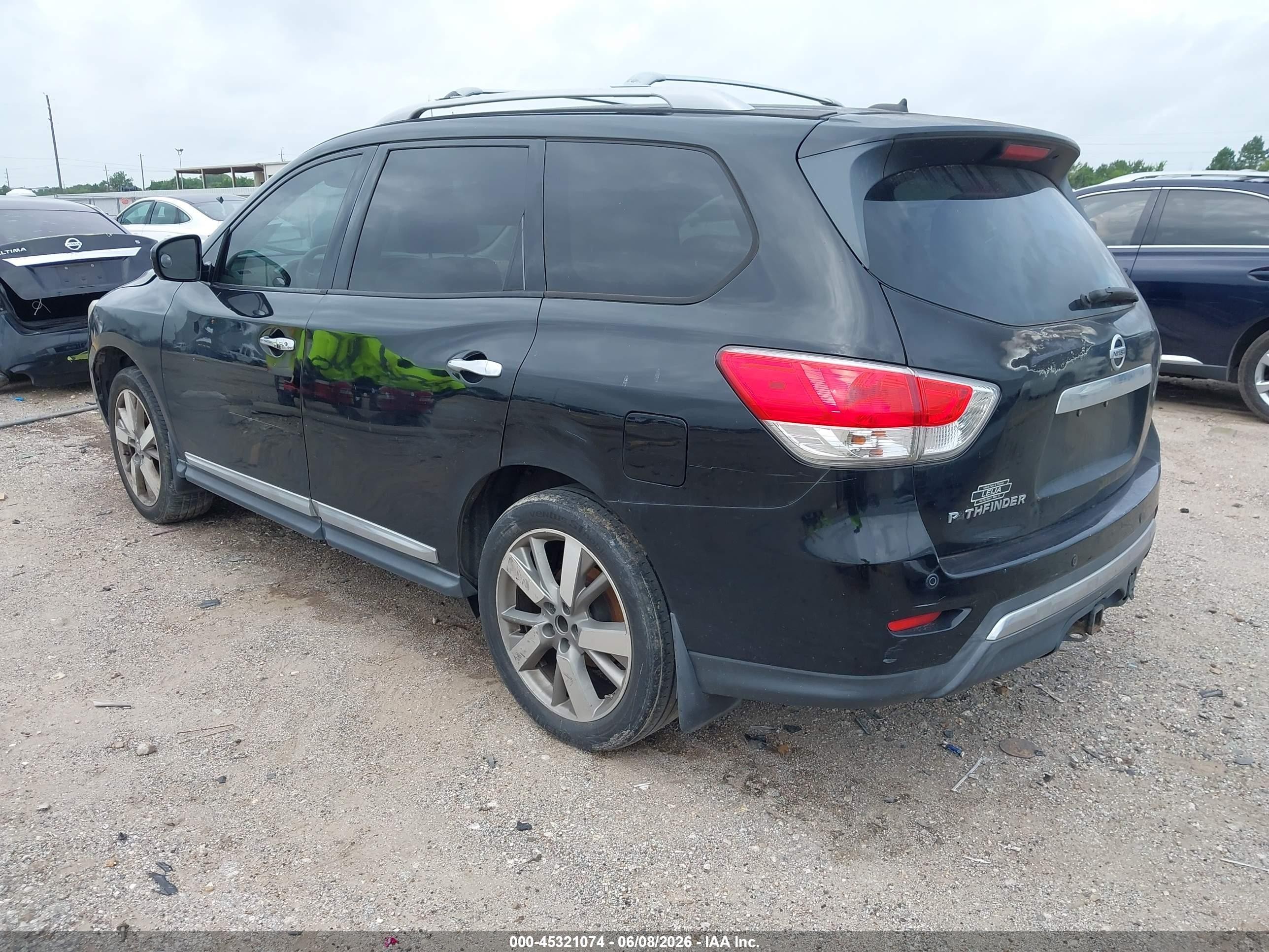 2013 Nissan Pathfinder Platinum Black vin: 5N1AR2MNXDC672353
