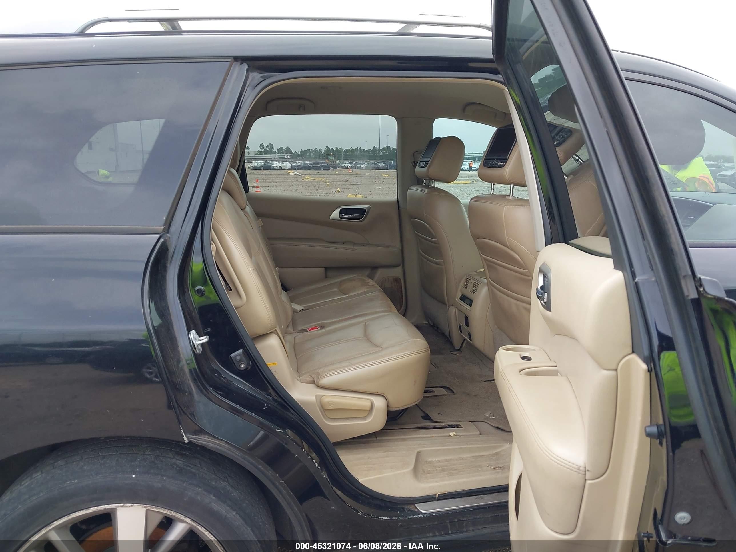 2013 Nissan Pathfinder Platinum Black vin: 5N1AR2MNXDC672353