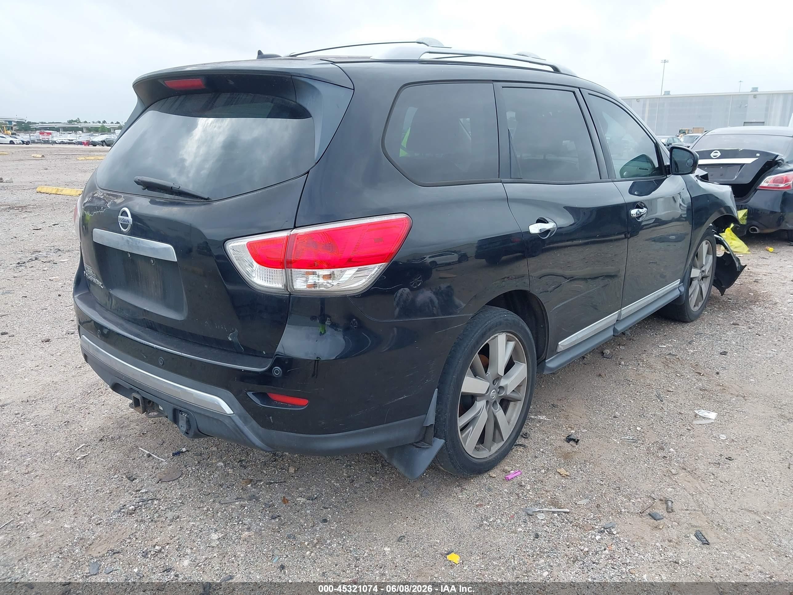 2013 Nissan Pathfinder Platinum Black vin: 5N1AR2MNXDC672353