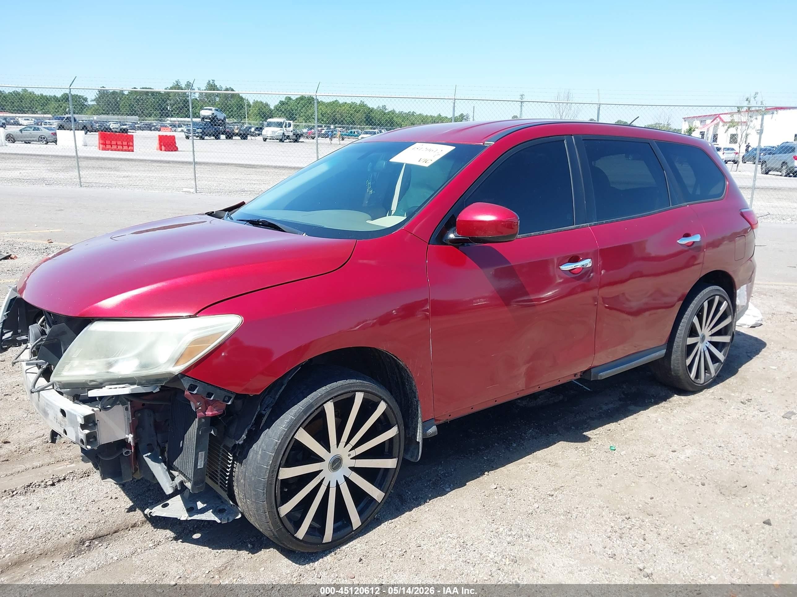 2013 Nissan Pathfinder S Red vin: 5N1AR2MNXDC674152