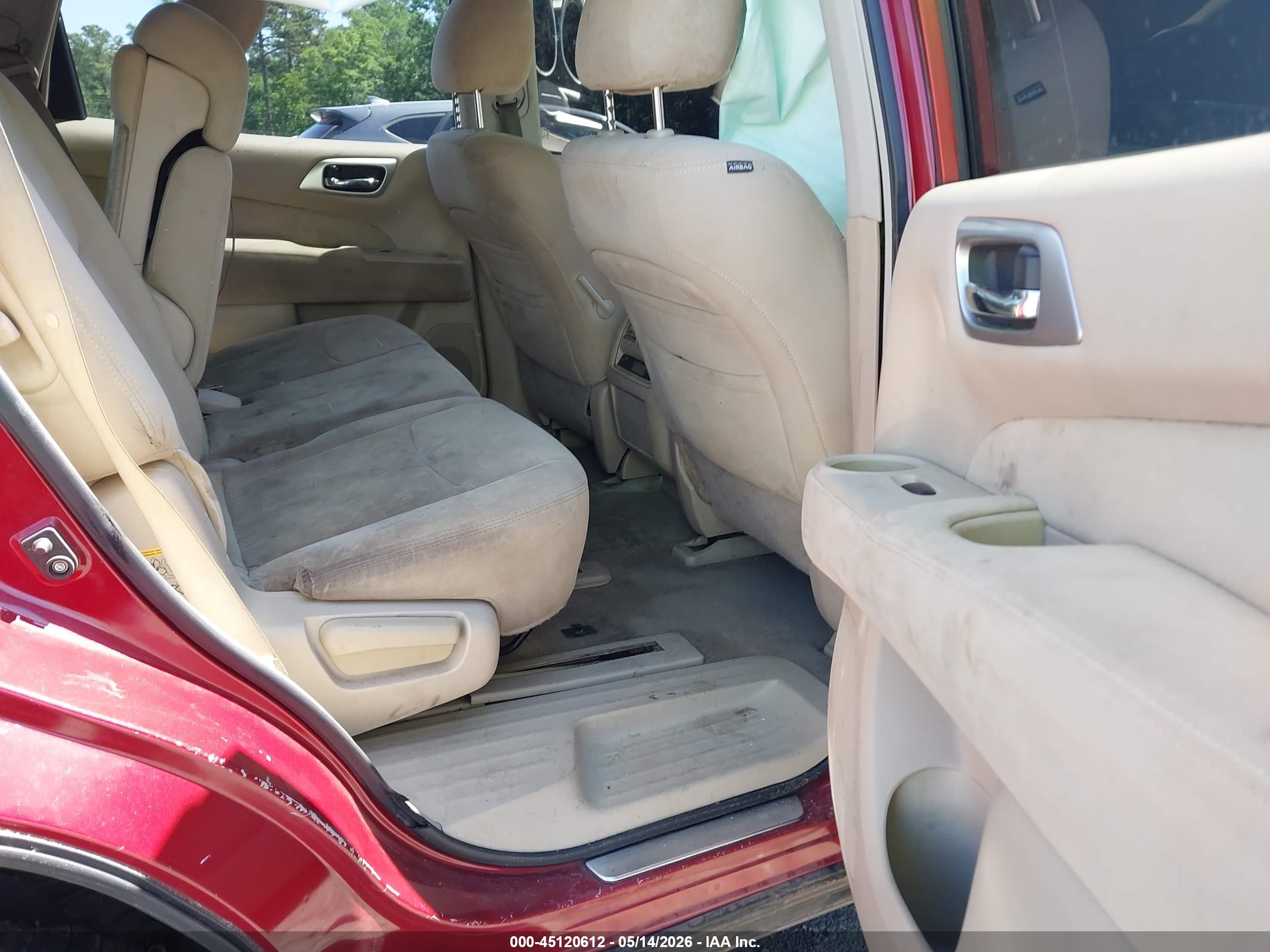 2013 Nissan Pathfinder S Red vin: 5N1AR2MNXDC674152