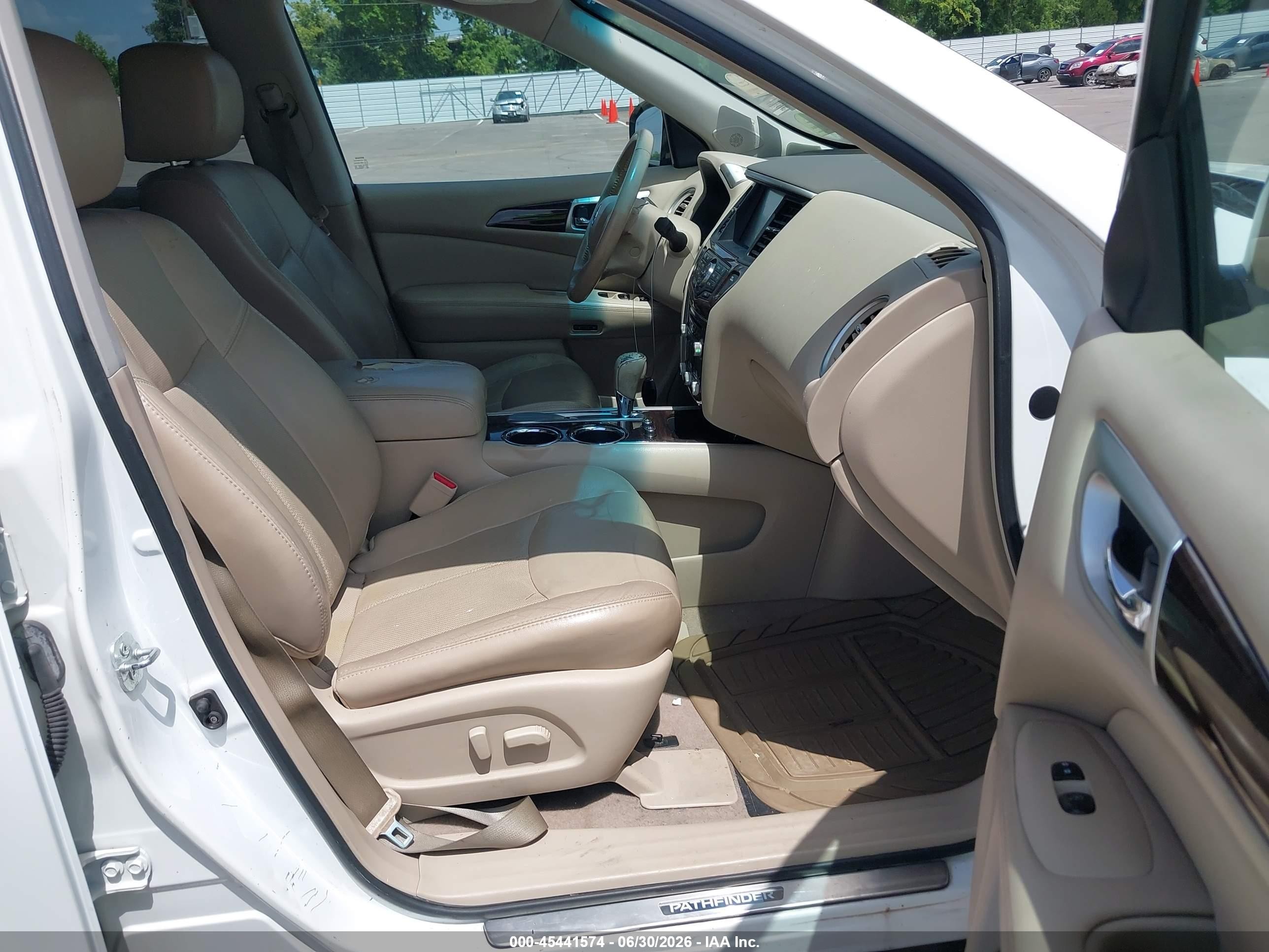 2013 Nissan Pathfinder Platinum White vin: 5N1AR2MNXDC676676