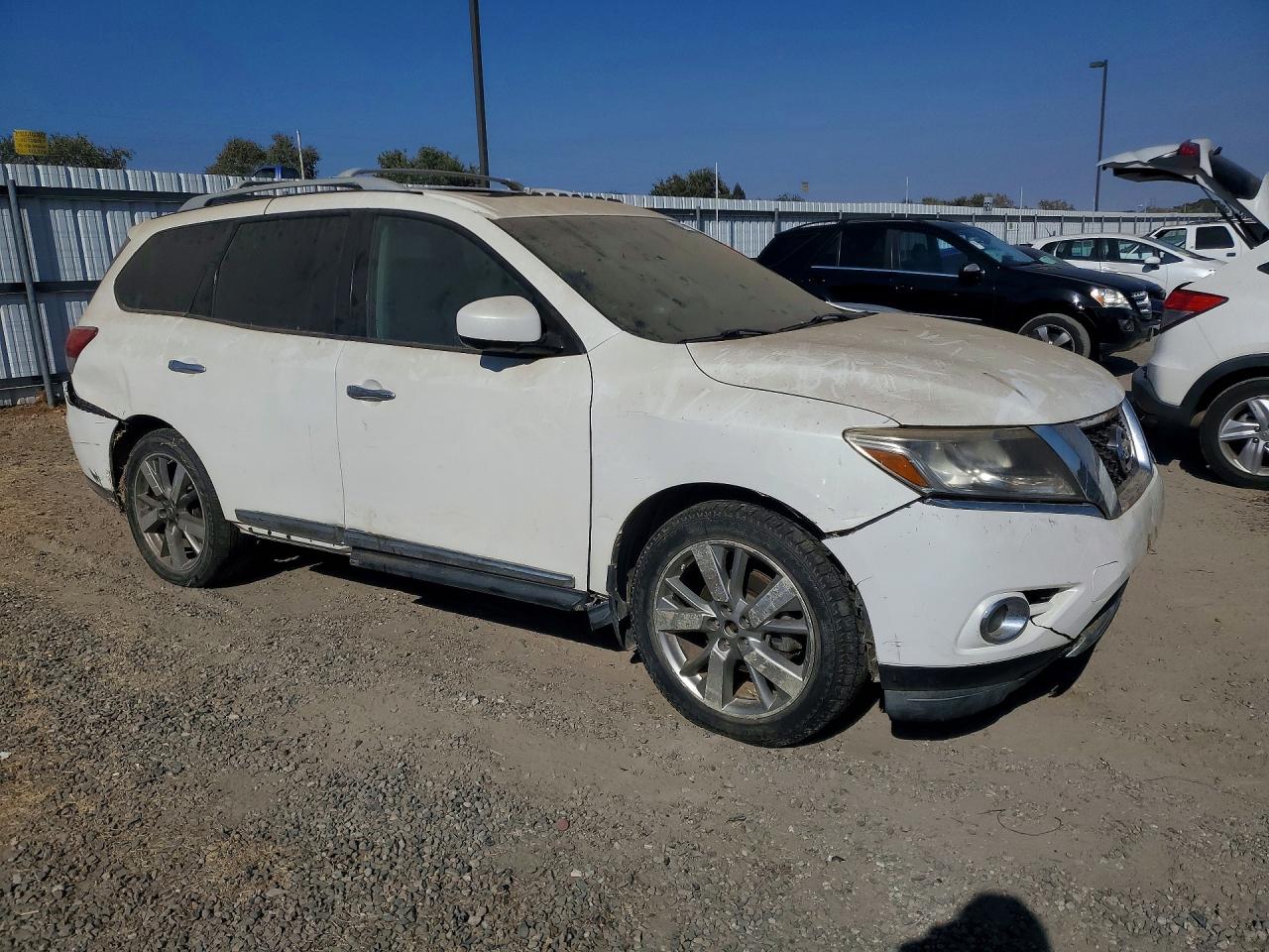 2013 Nissan Pathfinder S White vin: 5N1AR2MNXDC683515