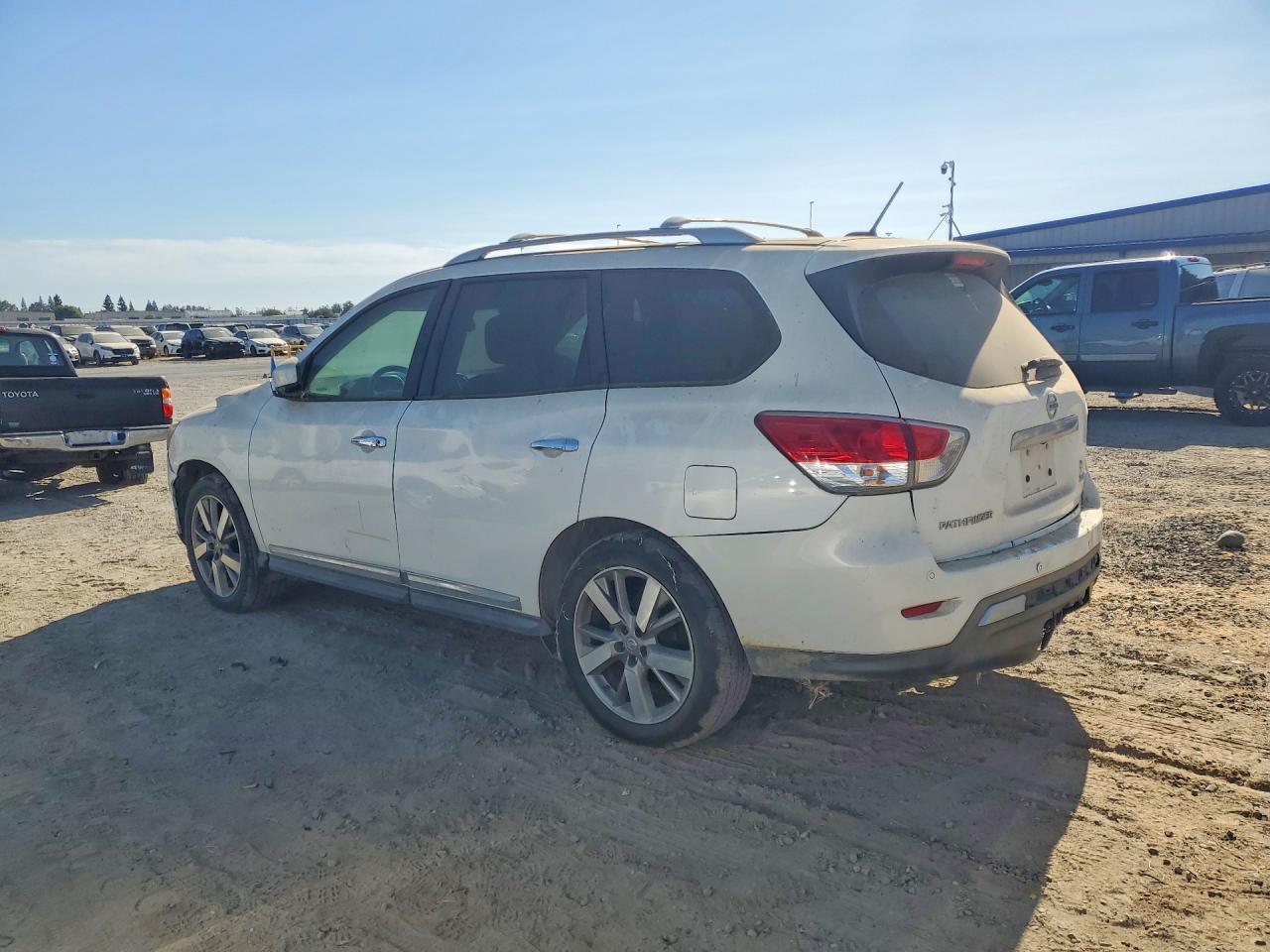 2013 Nissan Pathfinder S White vin: 5N1AR2MNXDC683515