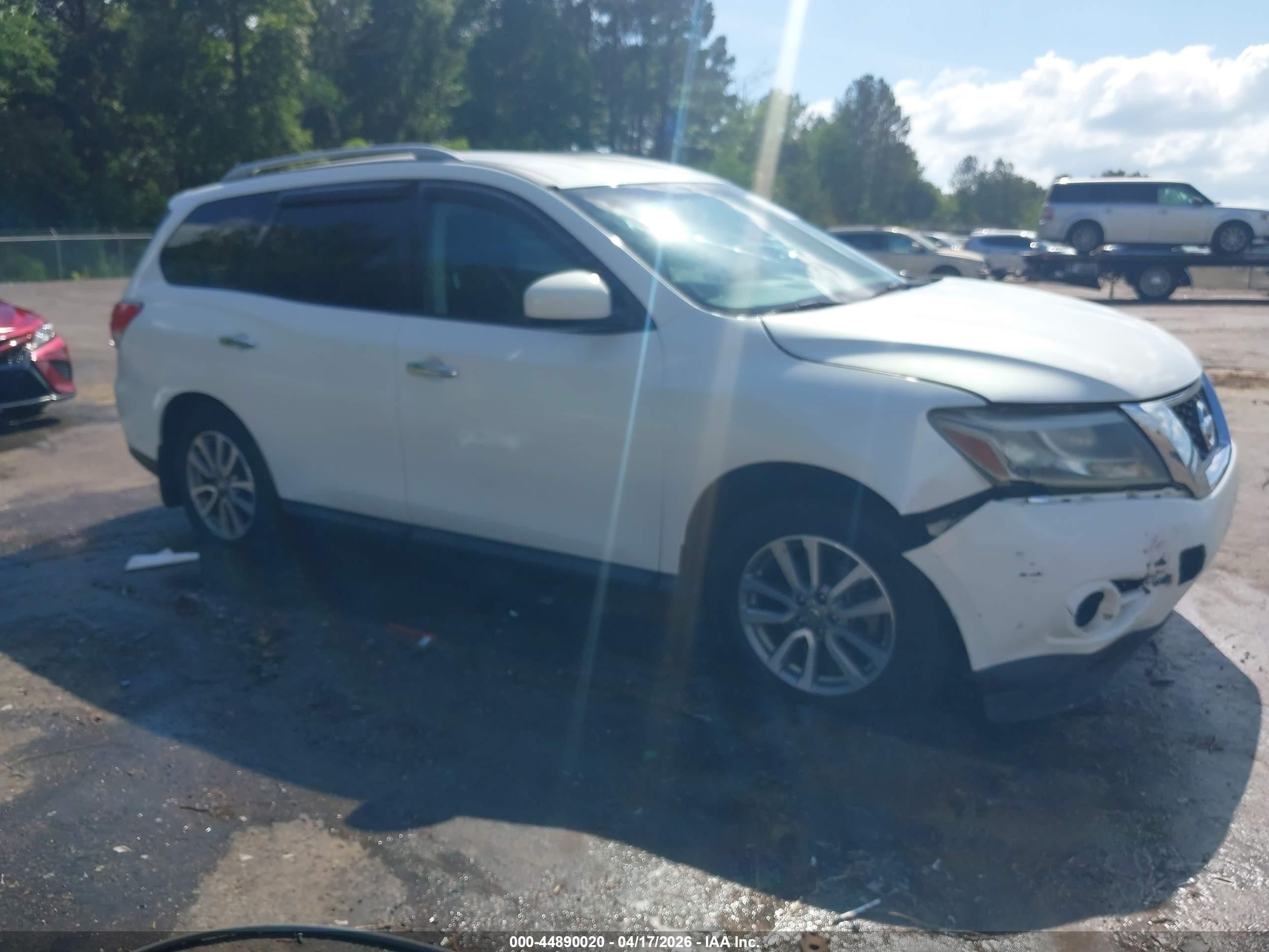 2013 Nissan Pathfinder Sv White vin: 5N1AR2MNXDC689993